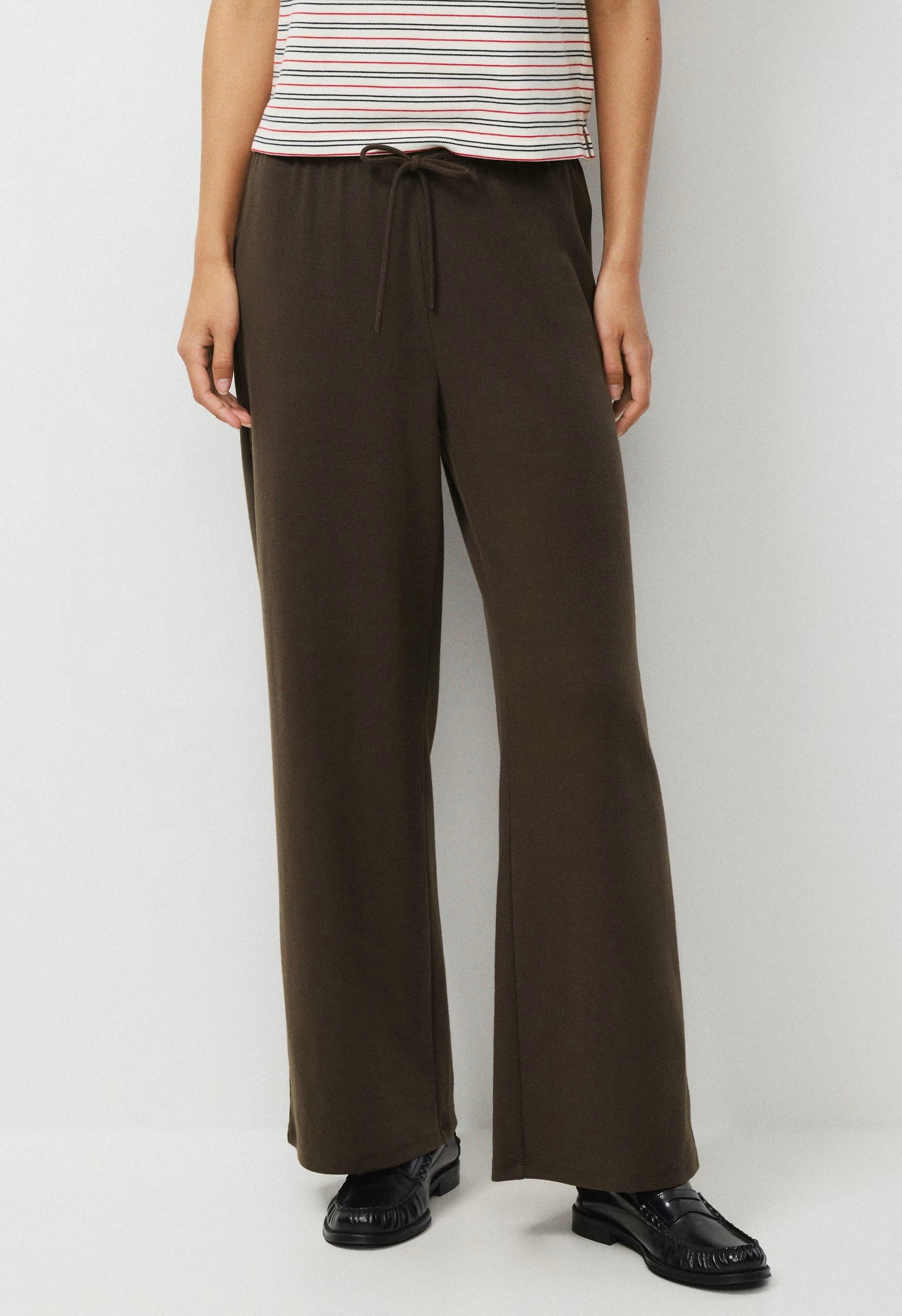 BestHug™ Gilmore Pant - CACAO NIB BROWN