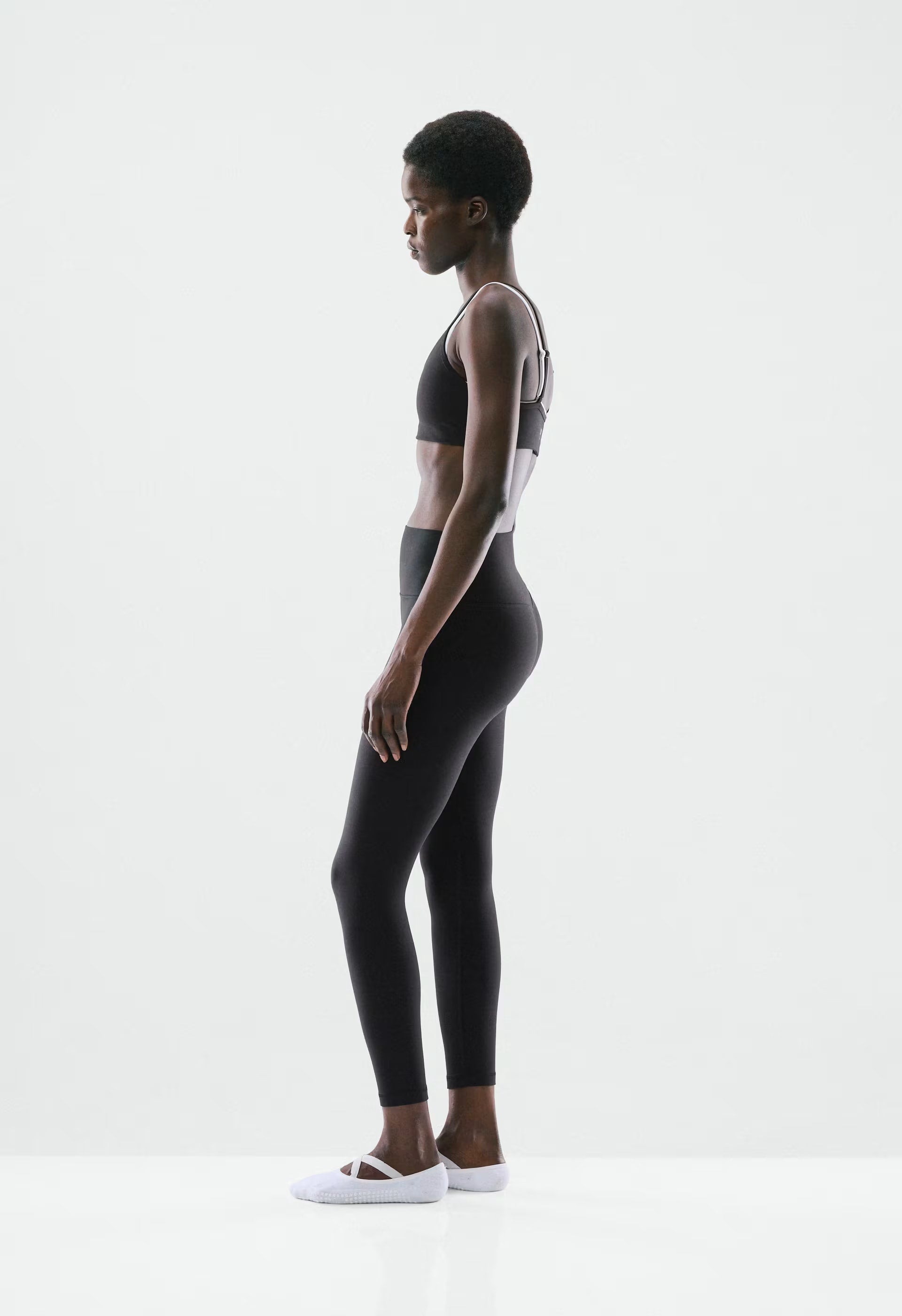 BUTTER Cheeky Infinite Hi-Rise 24 Legging - BLACK