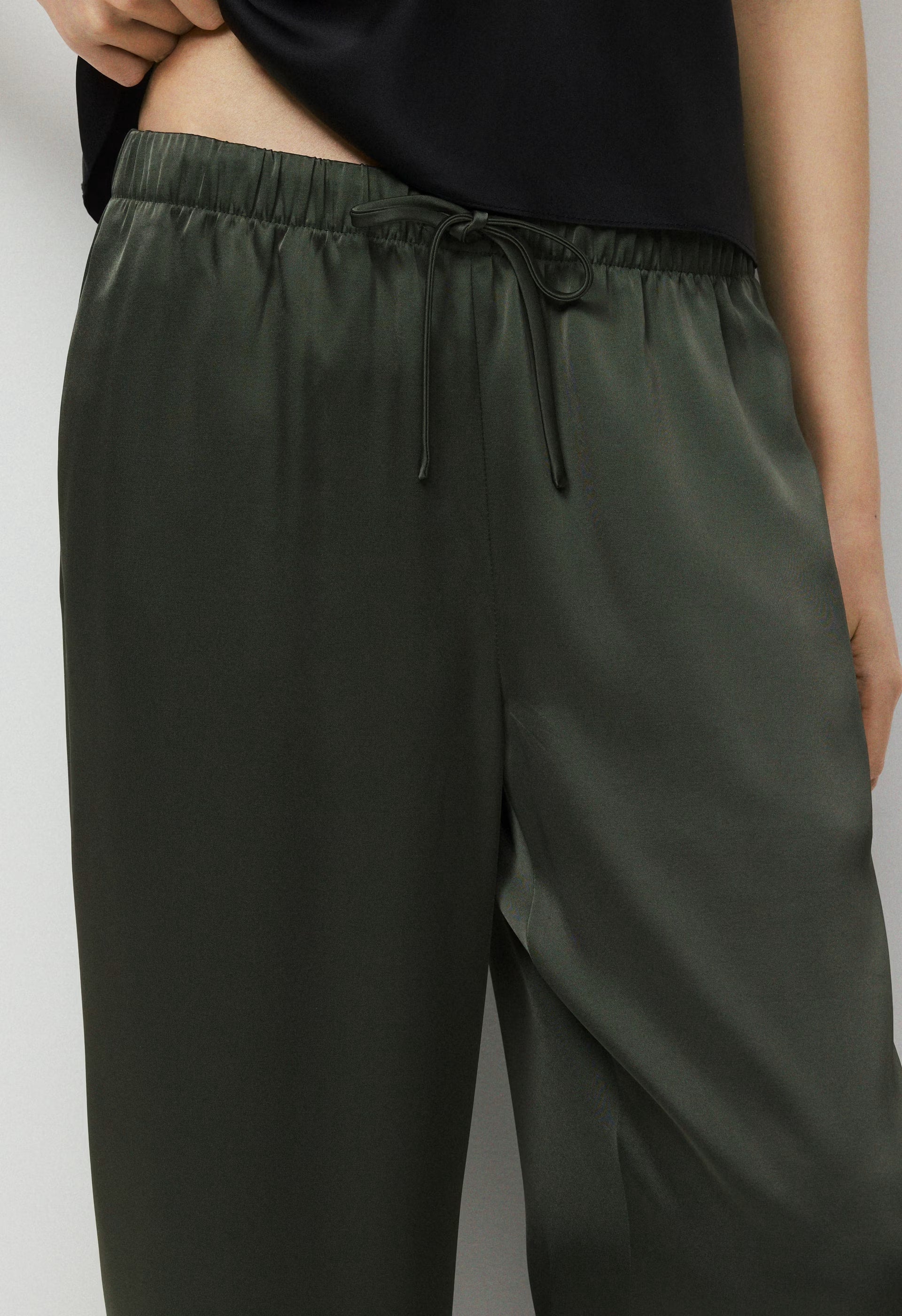 The Lodge Pant™ Satin - FLINT GREEN