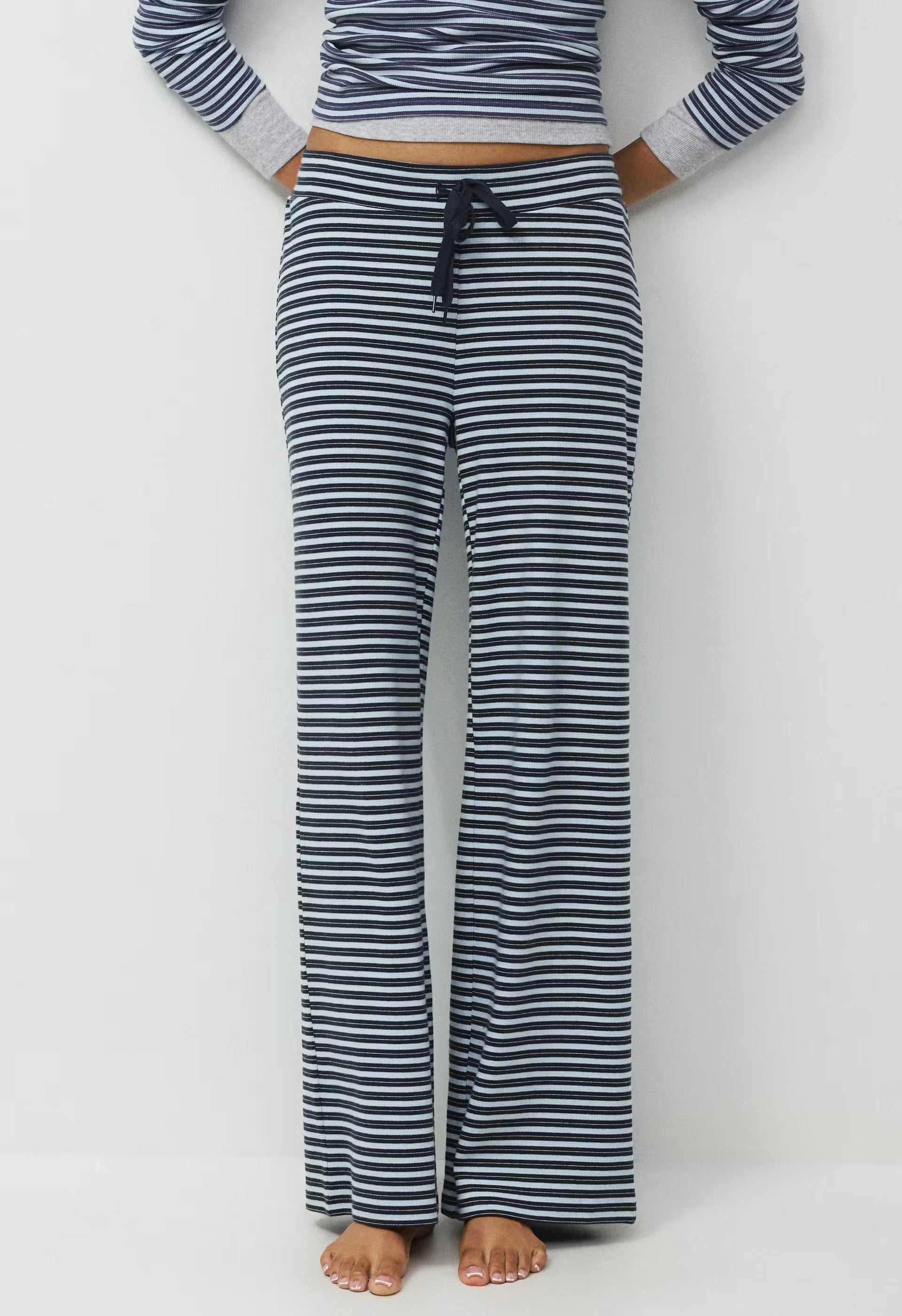 HomeStretch™ Rib Kickback Pant - ADMRL NAVY/RIPPLE BLUE
