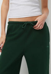 Cozy Sweatfleece Mega Flutter™ Sweatpant - FIGTREE GREEN