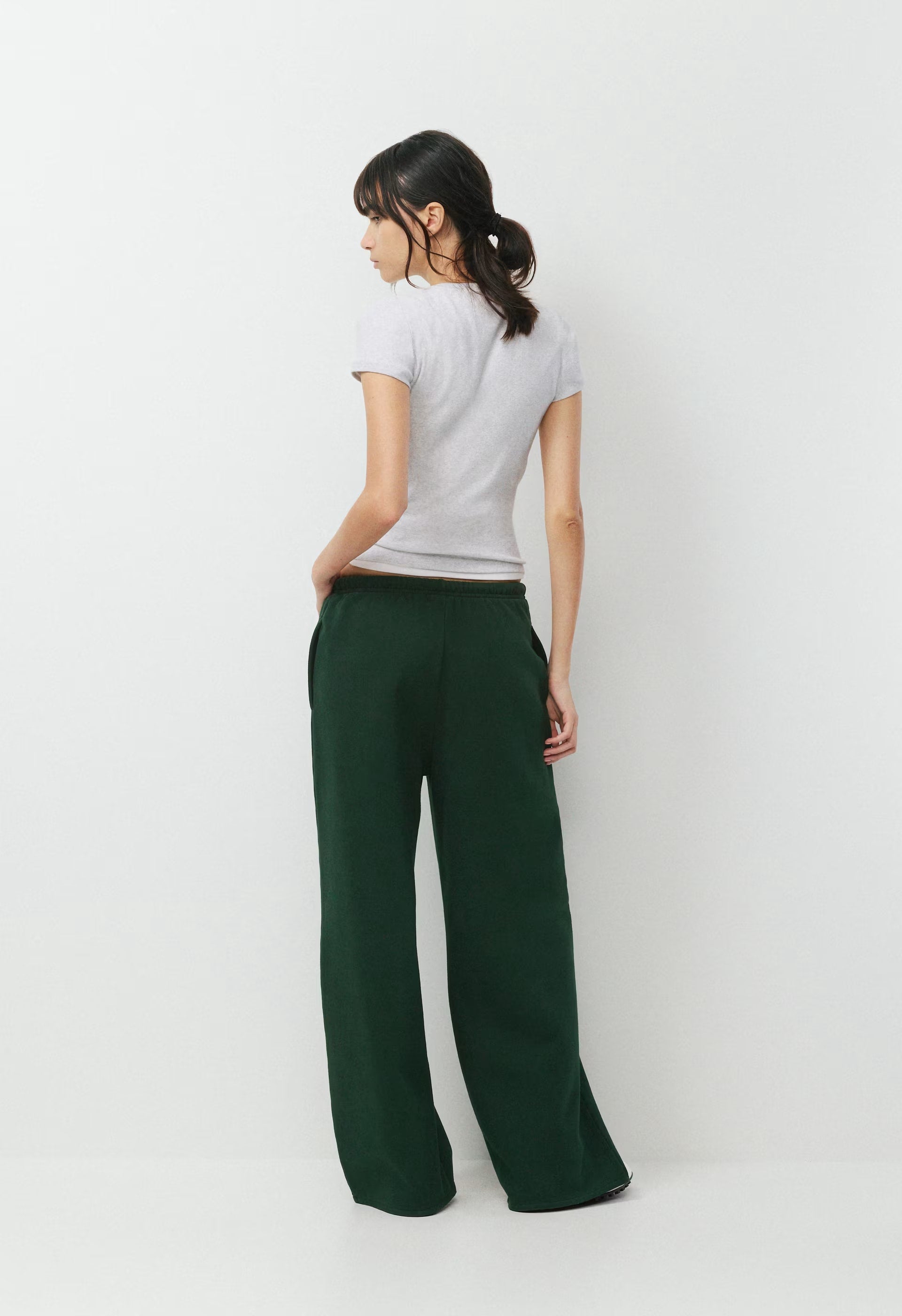 Cozy Sweatfleece Mega Flutter™ Sweatpant - FIGTREE GREEN