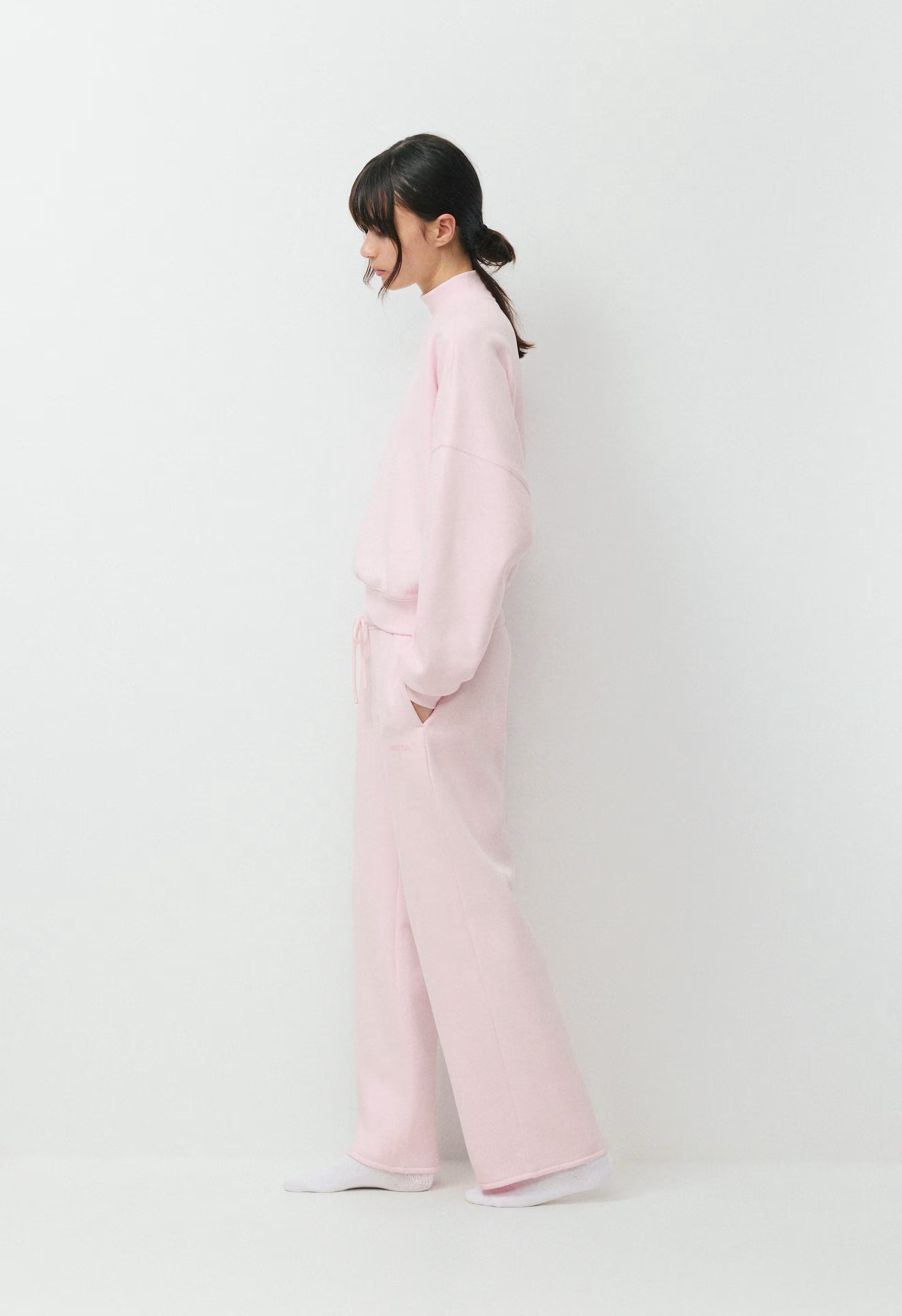 Cozy Sweatfleece Mega Flutter™ Straight Pant - MAGNOLIA