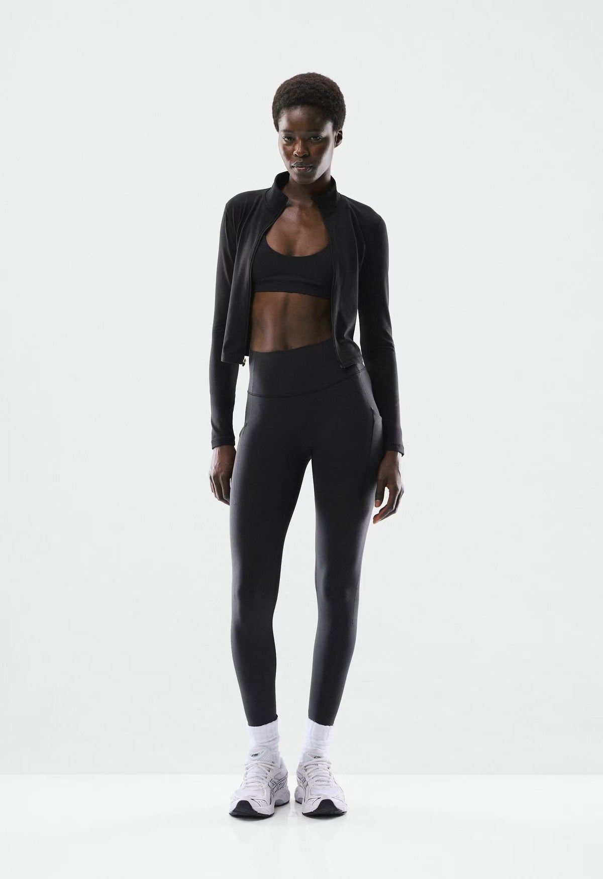 PowerBUTTER™ Ion Infinite Hi-Rise 26 Legging - BLACK