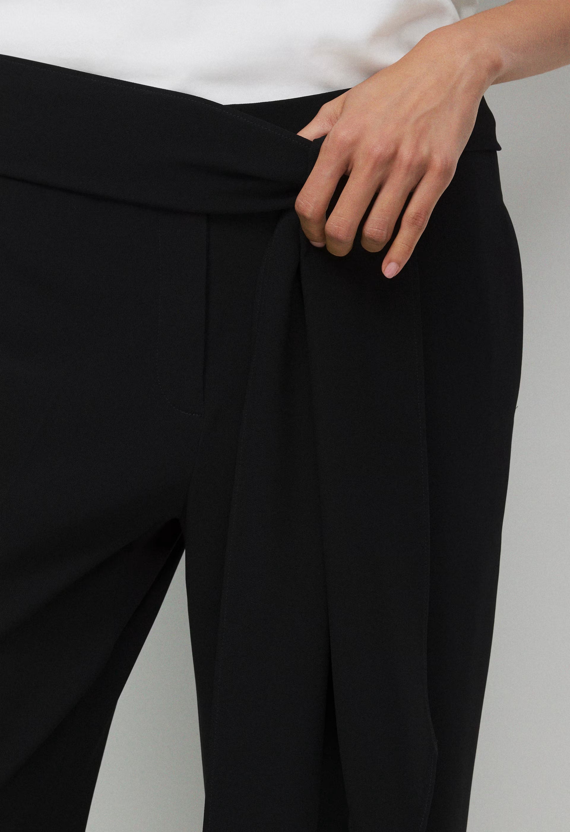 Daybreak Pant - Sway Crepe - BLACK