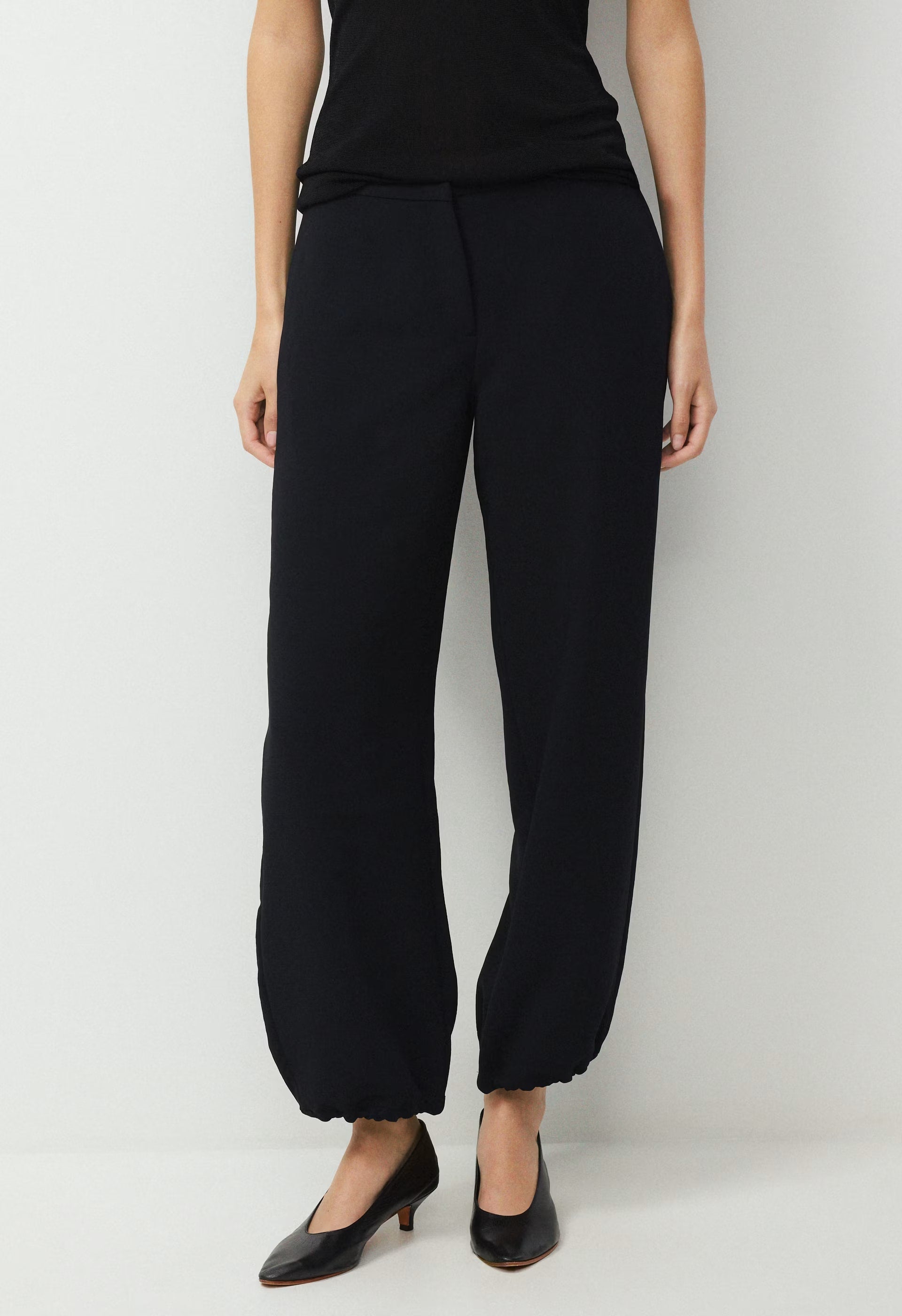 Rhetoric Balloon Pant - Crepette™ - BLACK