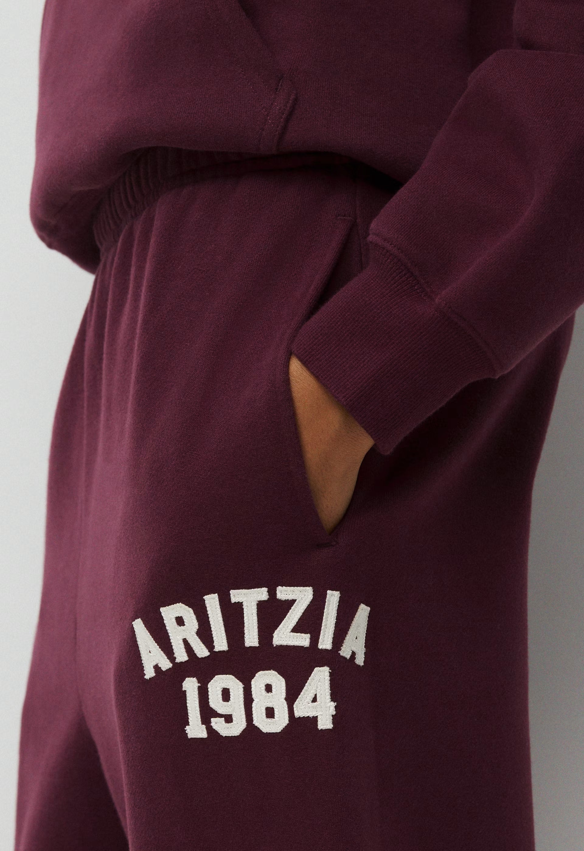 Cozy Sweatfleece Mega Jogger - HEATHER CHROME/AD NAVY