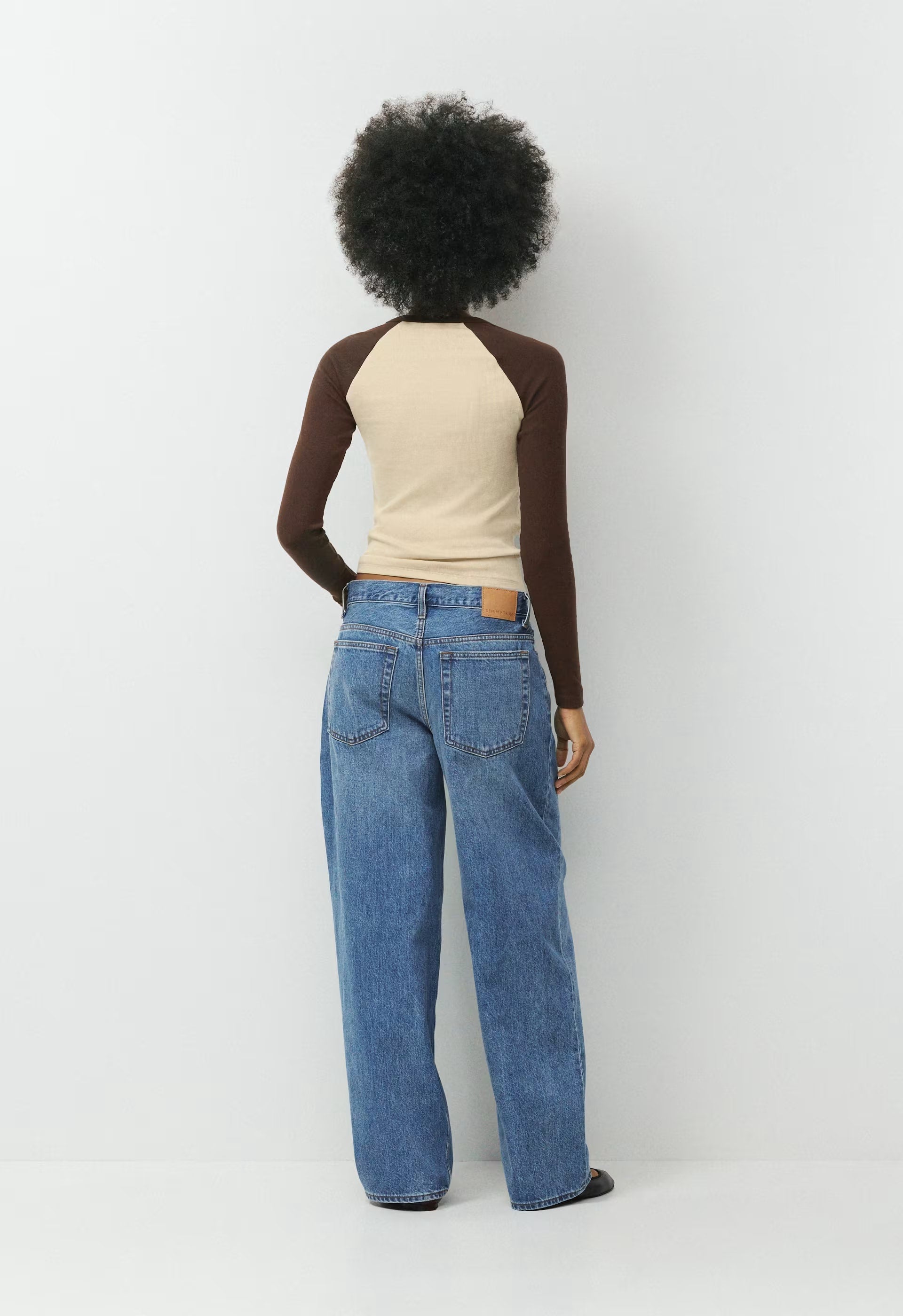 Denim Forum 003 Relaxed Lo-Rise Baggy Jean - 5 YRS KISS N TELL BLEU