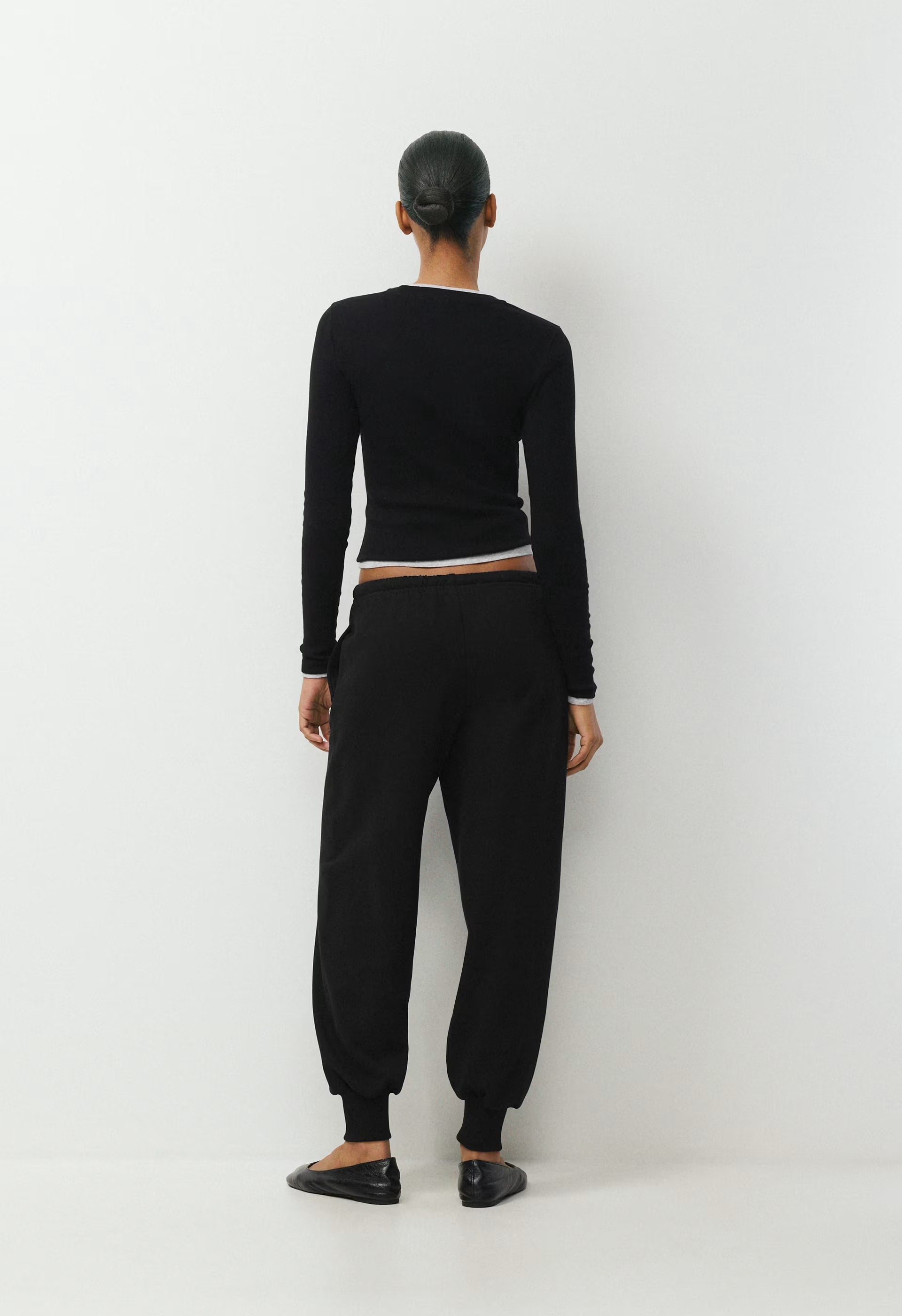 Terry Sweatfleece Mega Flutter™ Cuff Jogger - BLACK