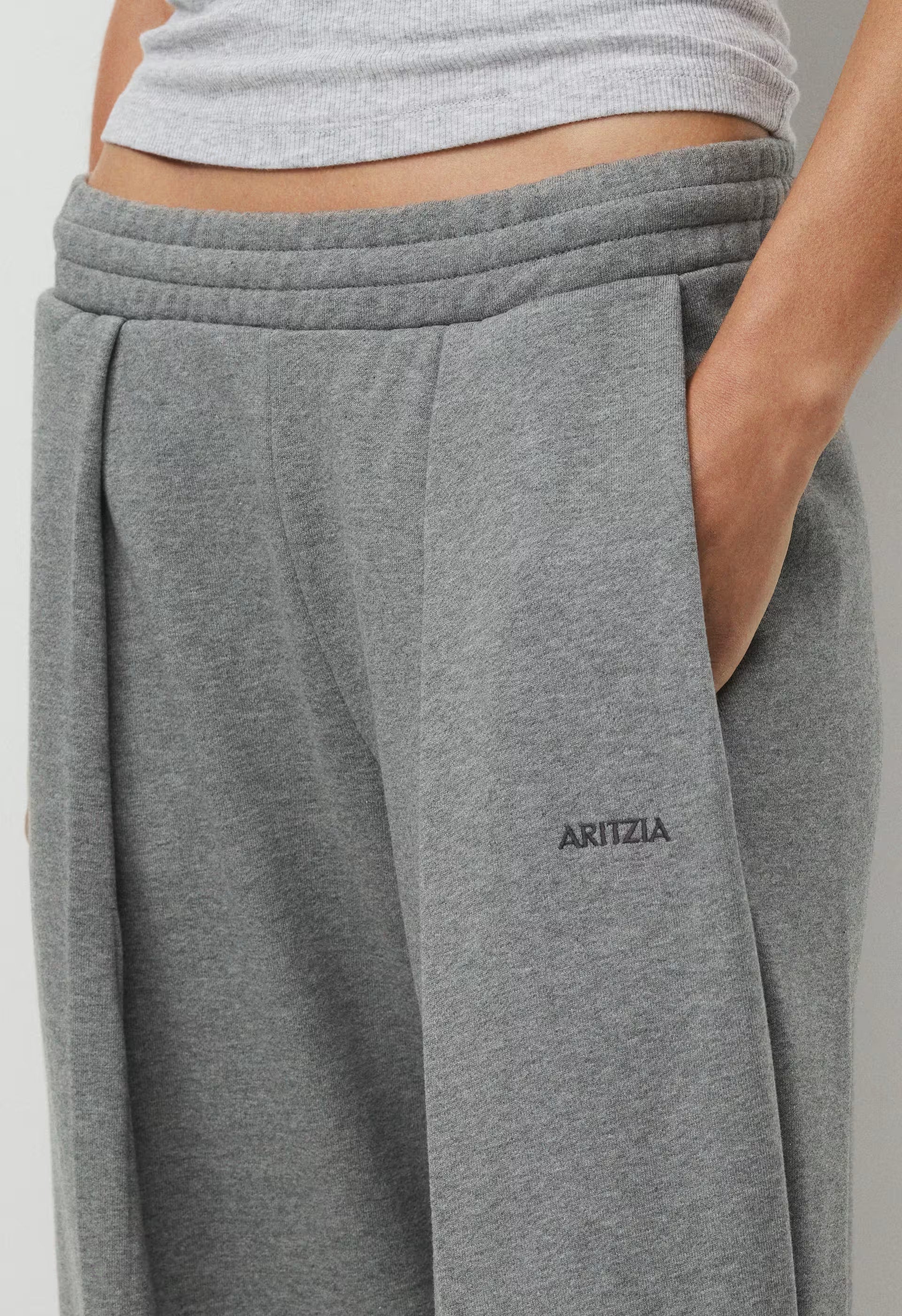Terry Sweatfleece Mega Pleated Sweatpant - HEATHER DARK GREY