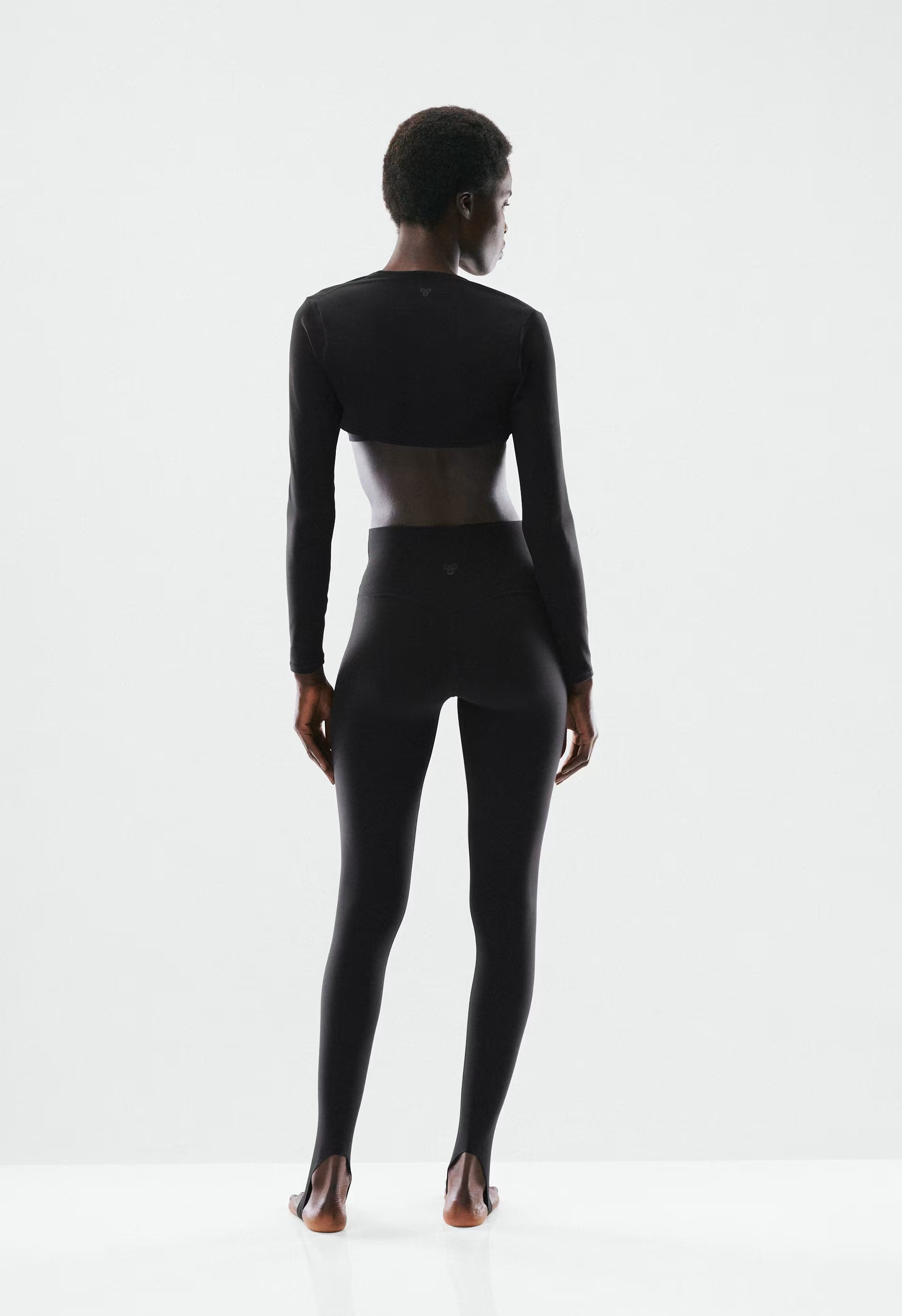 BUTTER Cheeky Hi-Rise Stirrup Legging - BLACK