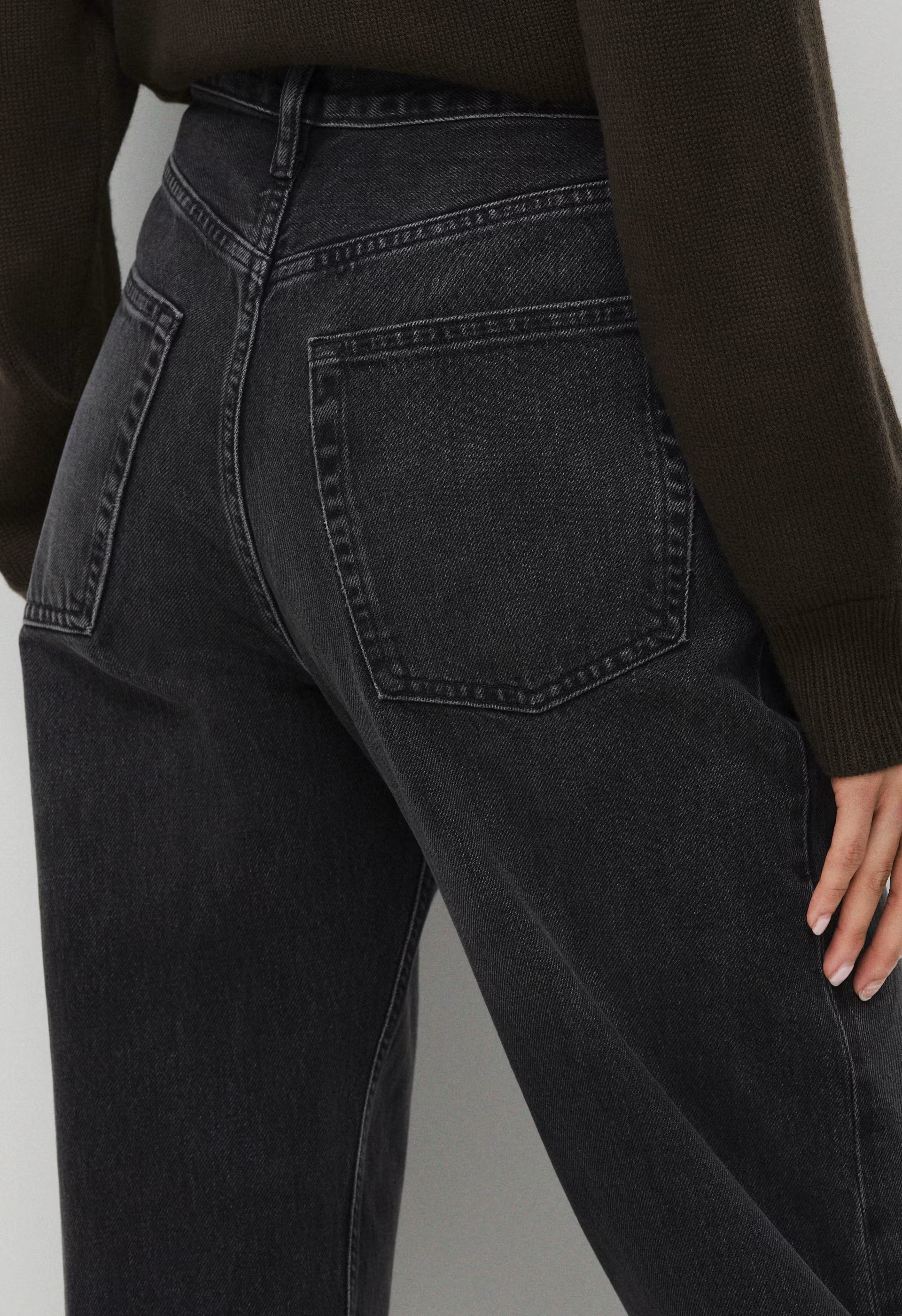 AGOLDE Vintage Loose Jean - TRANSLATION