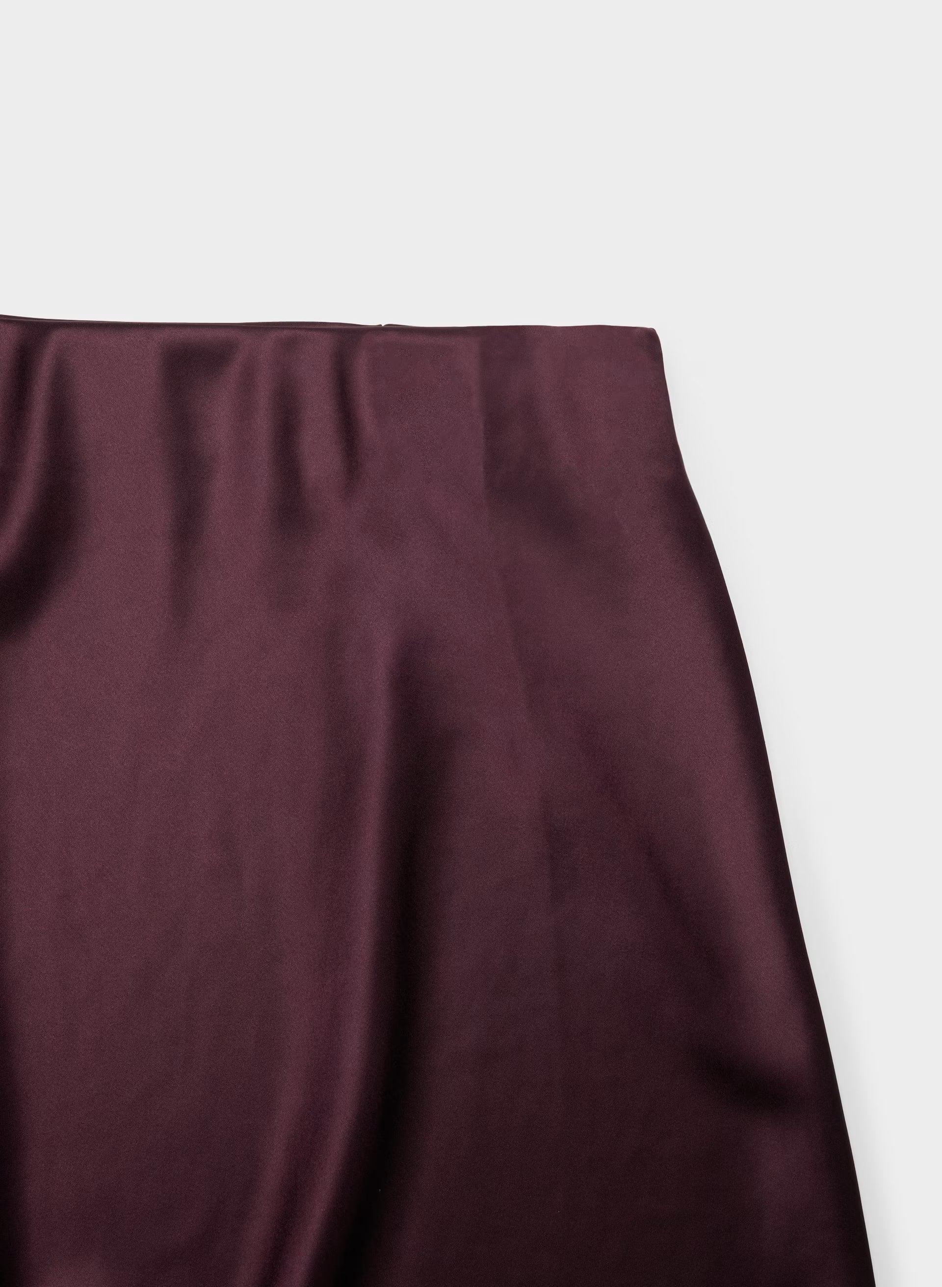 Capture Satin Skirt - GALA PLUM