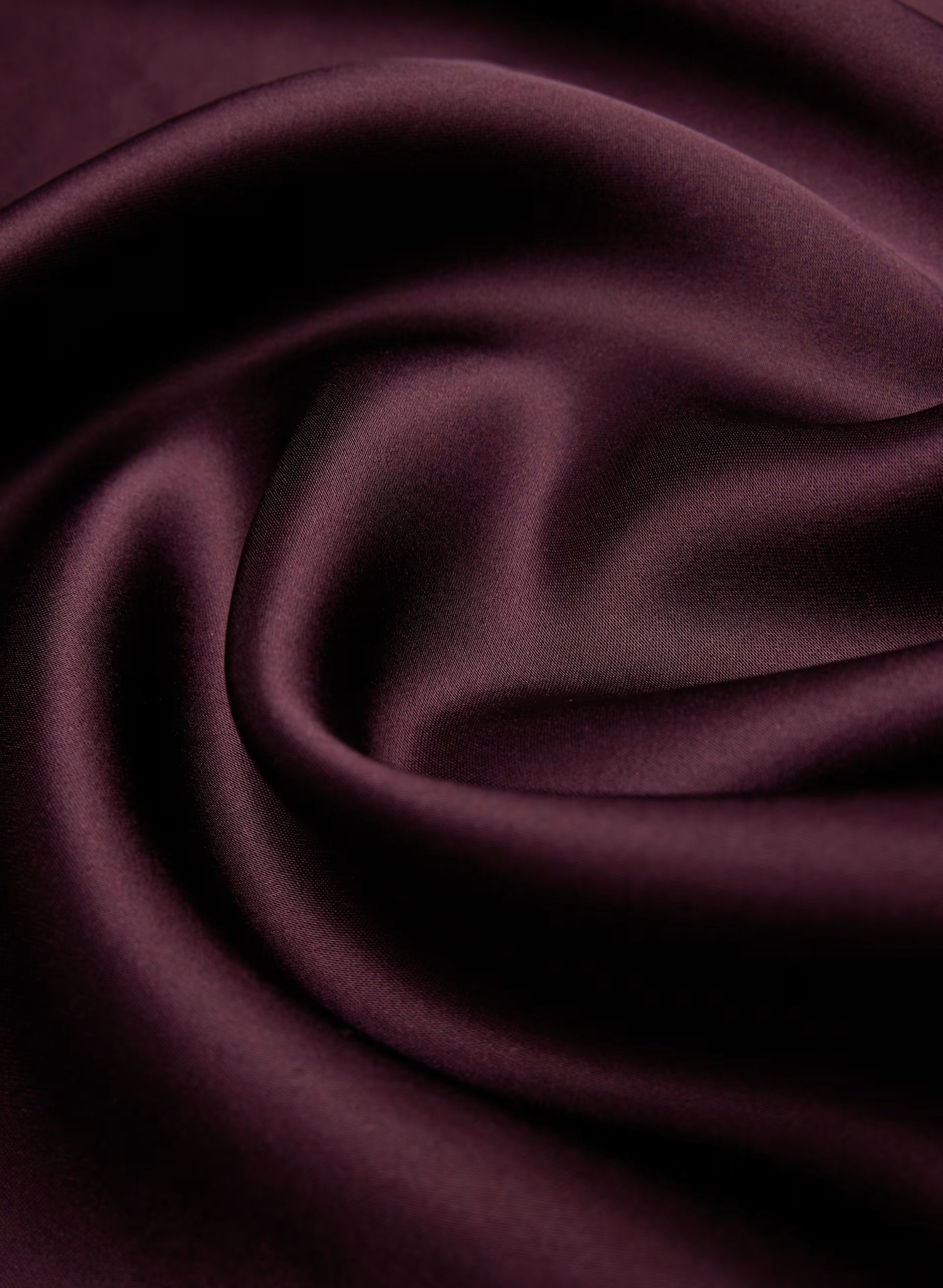 Capture Satin Skirt - GALA PLUM