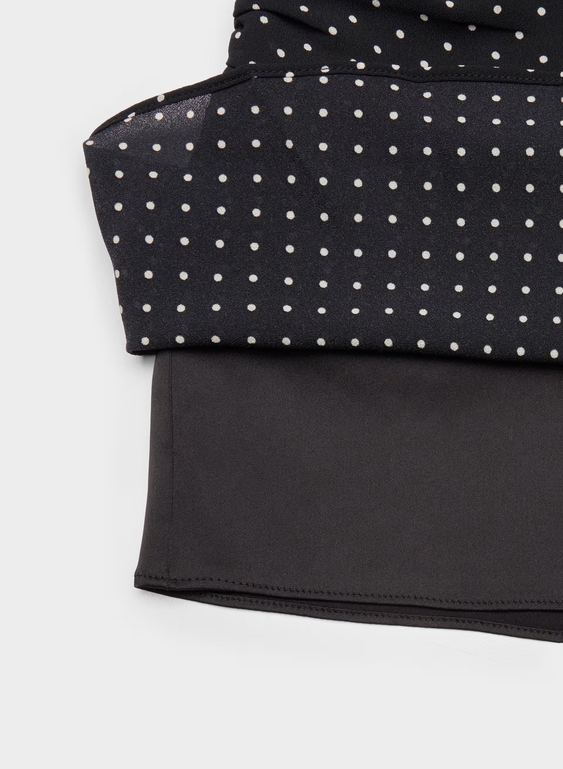 Scene Skort - BLACK/BIRCH