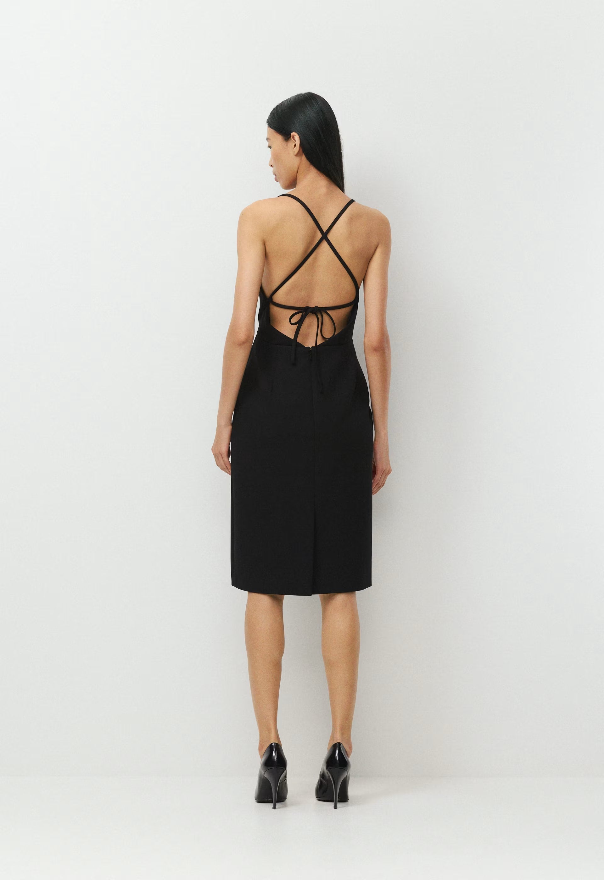 Caption Dress - Eversential™ - BLACK