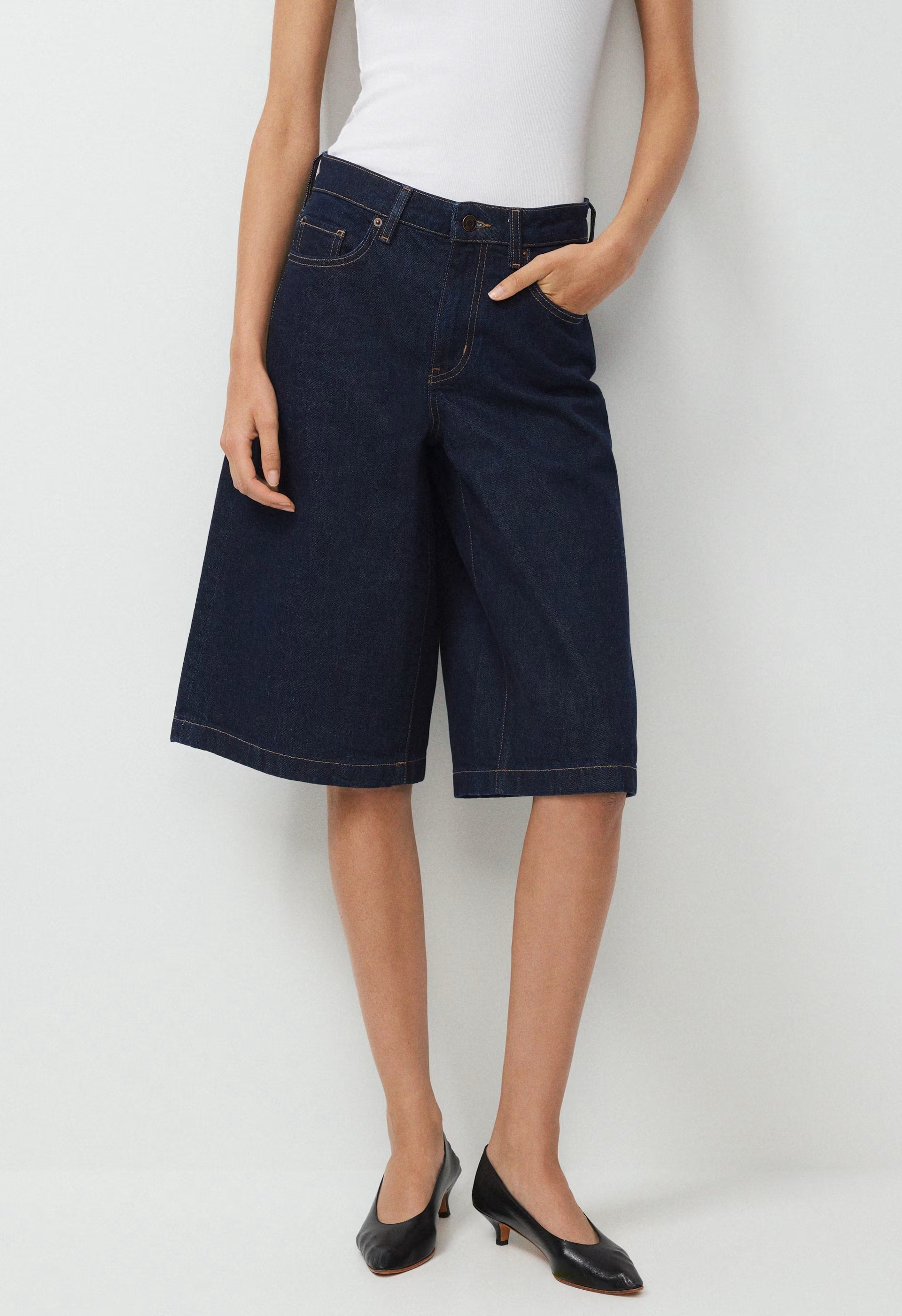 Publicity Below-Knee Denim Short - NO-STRESS DARK BLUE