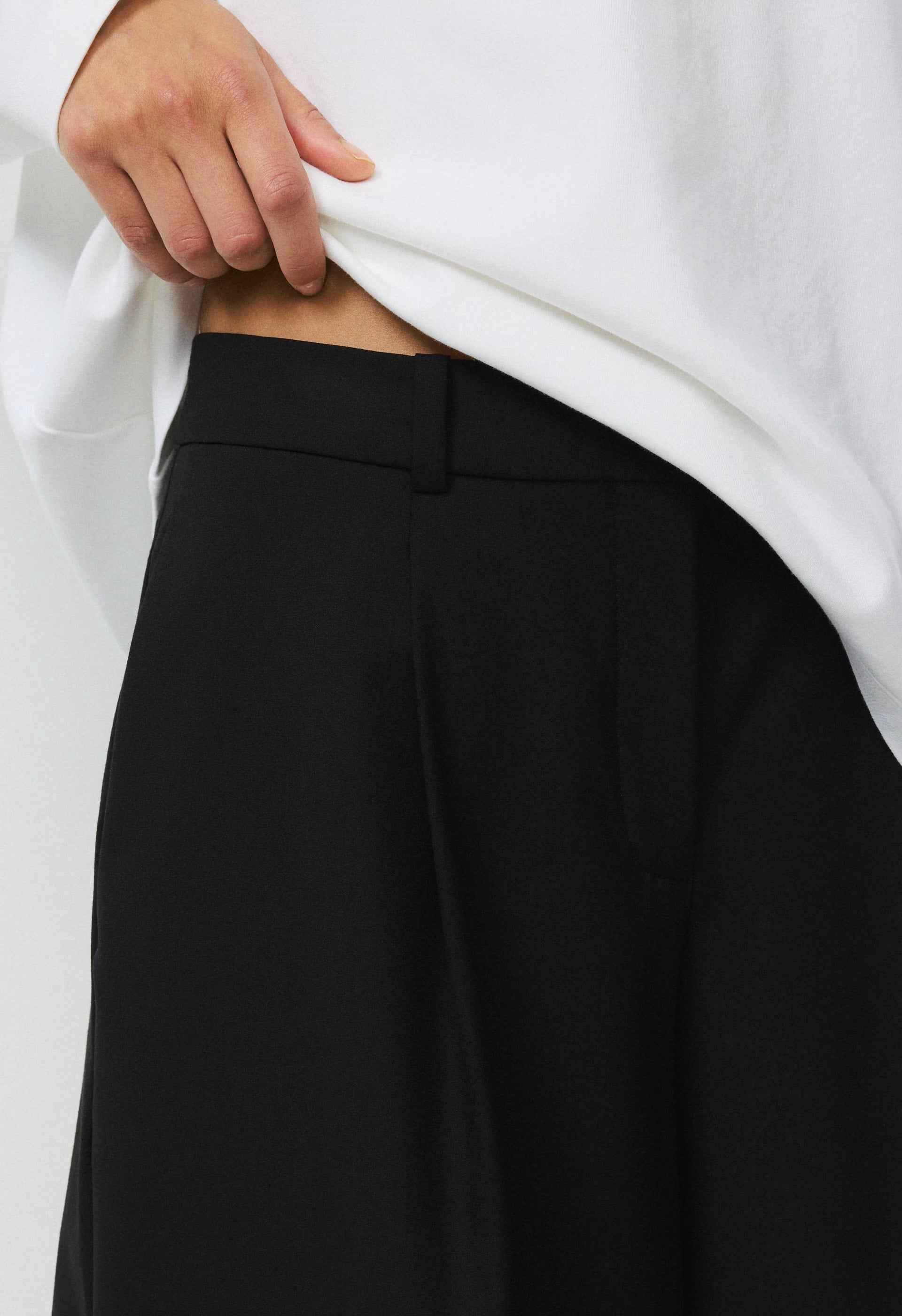 Touchpoint Short - Eversential™ Light - DARK NIGHT NAVY