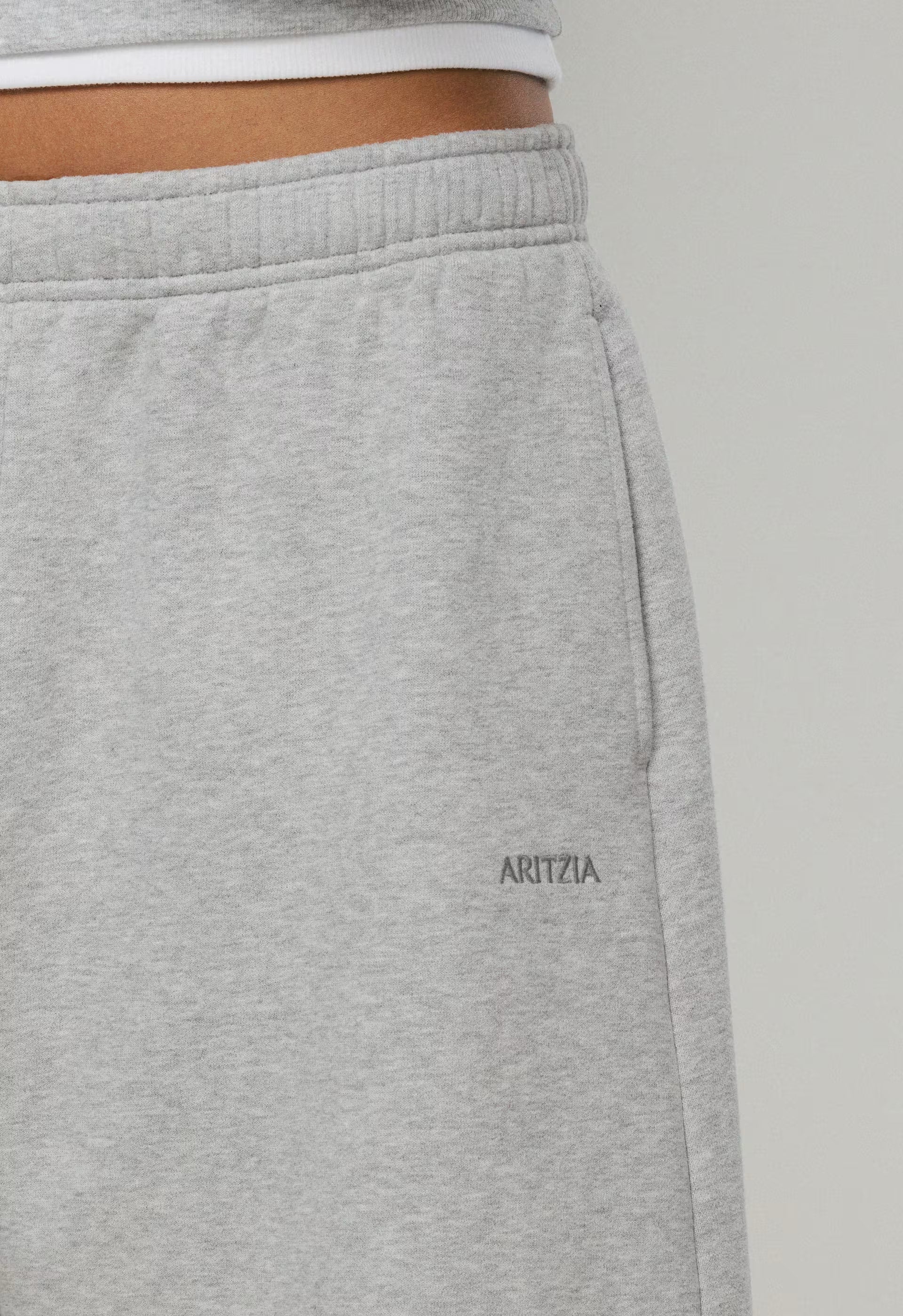 Cozy Sweatfleece Mega Above-Knee Short - VILLA PINK