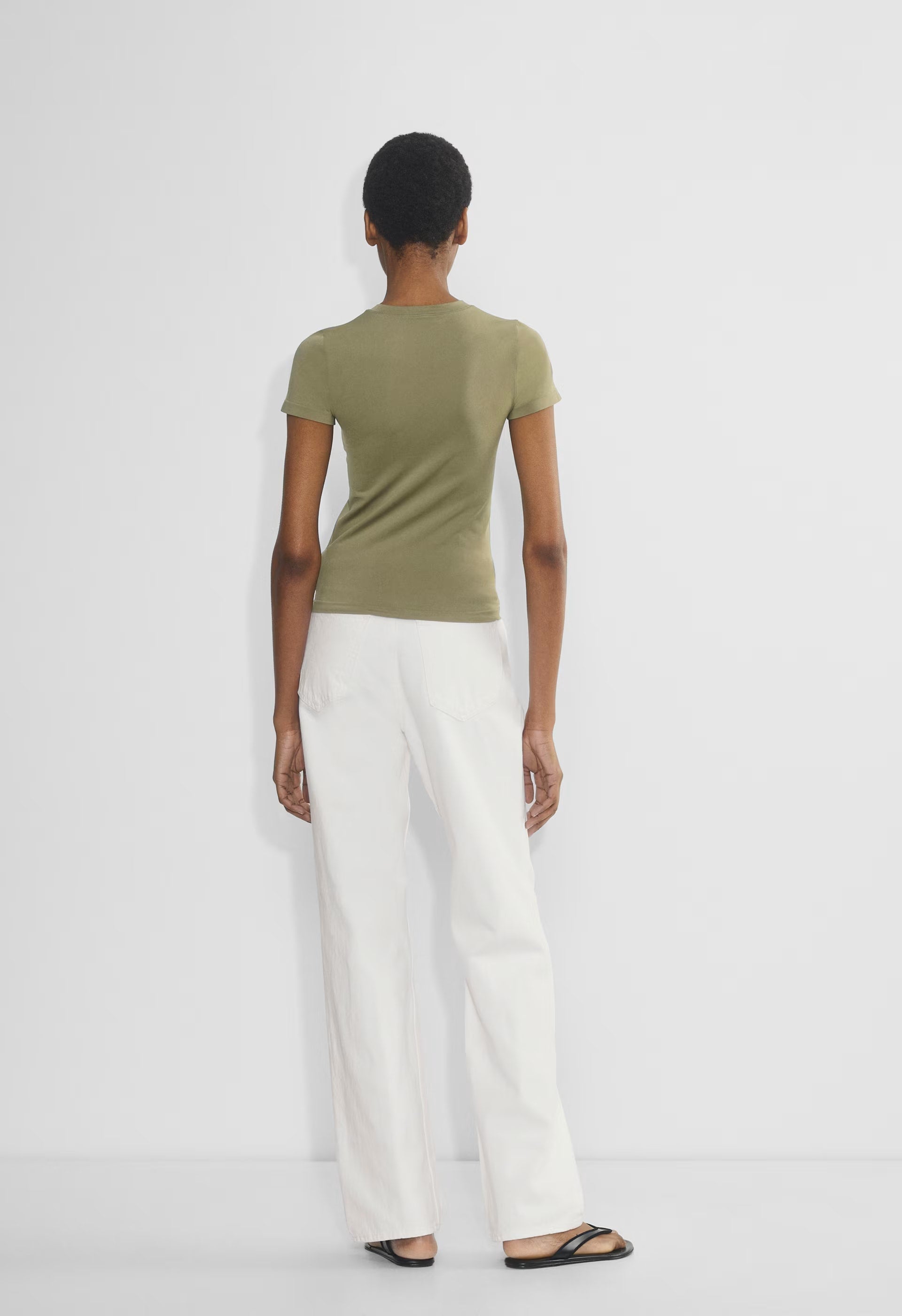 Smooth Seamless Willow T-Shirt - SUNDRIED OLIVE