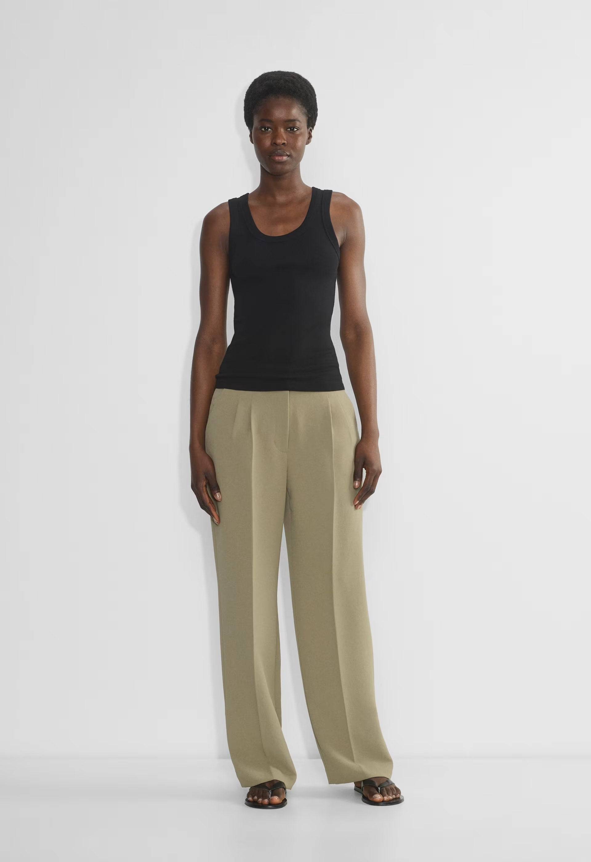 The Effortless Pant™ Curve-Fit - Crepette™ - SUNDRIED OLIVE