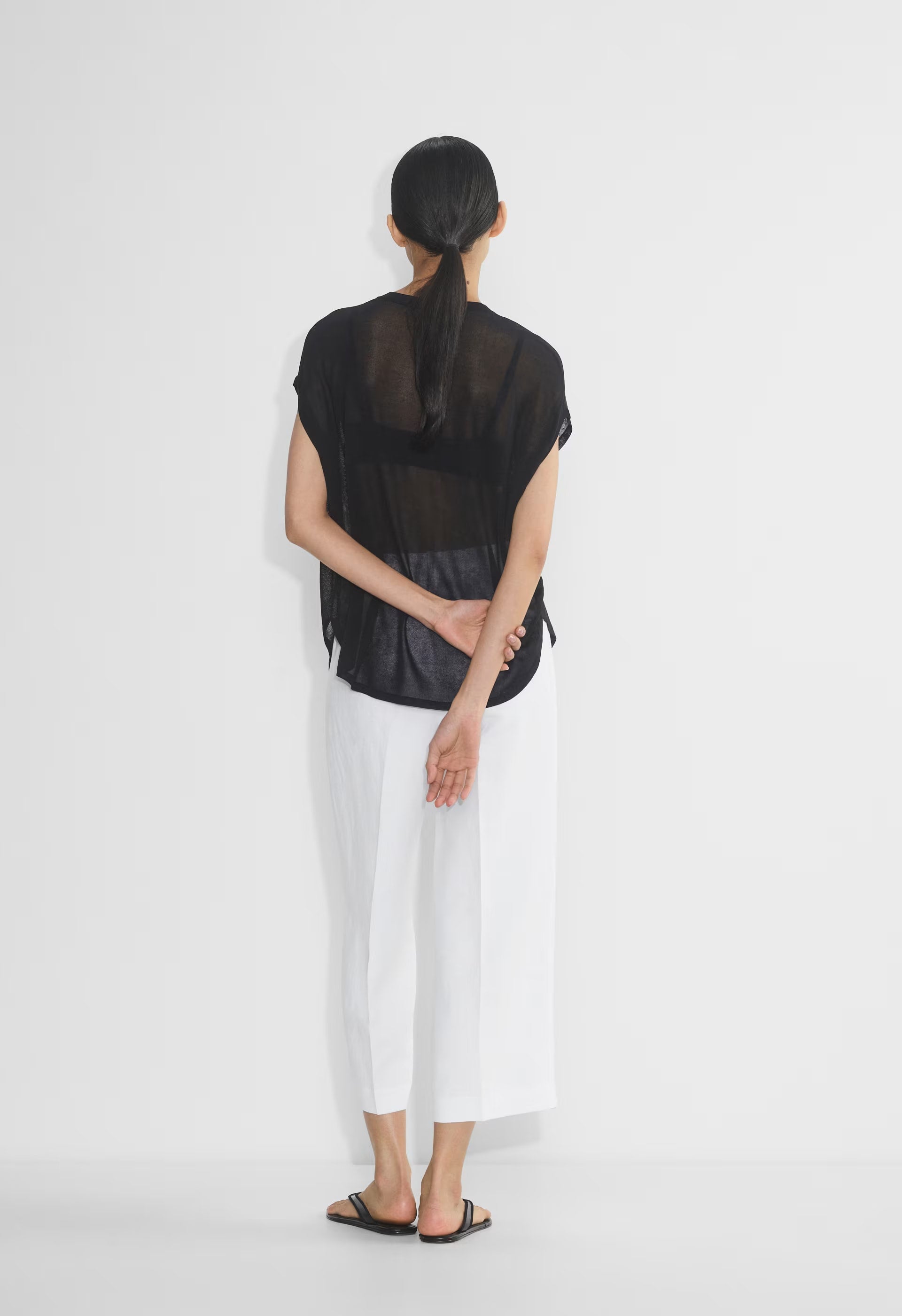 The Effortless Pant™ Cropped - CruiseLinen™ - WHITE