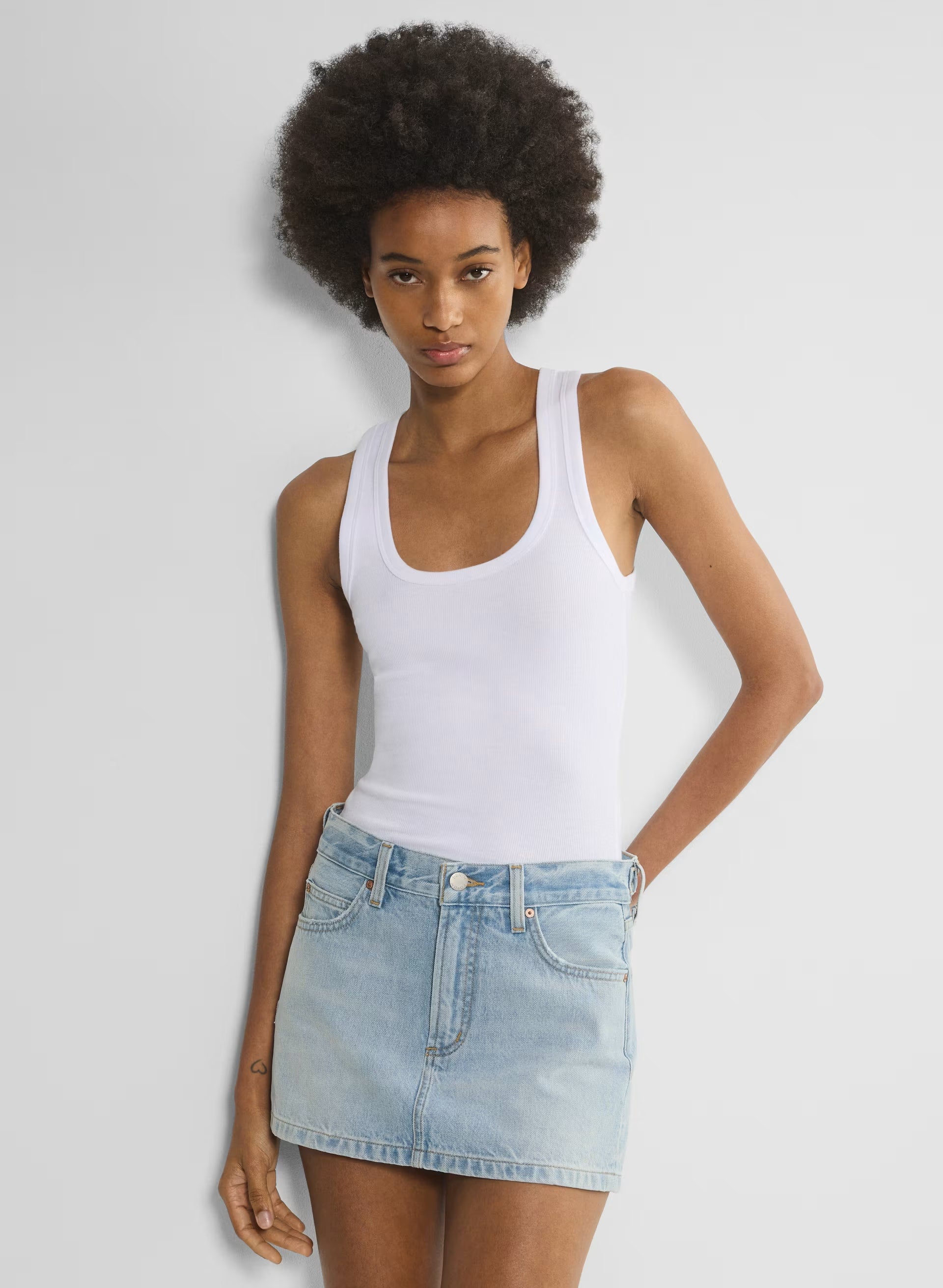 Denim Forum The ‘90s Vintage Micro Denim Skirt - HERE COMES THE SN BLCH