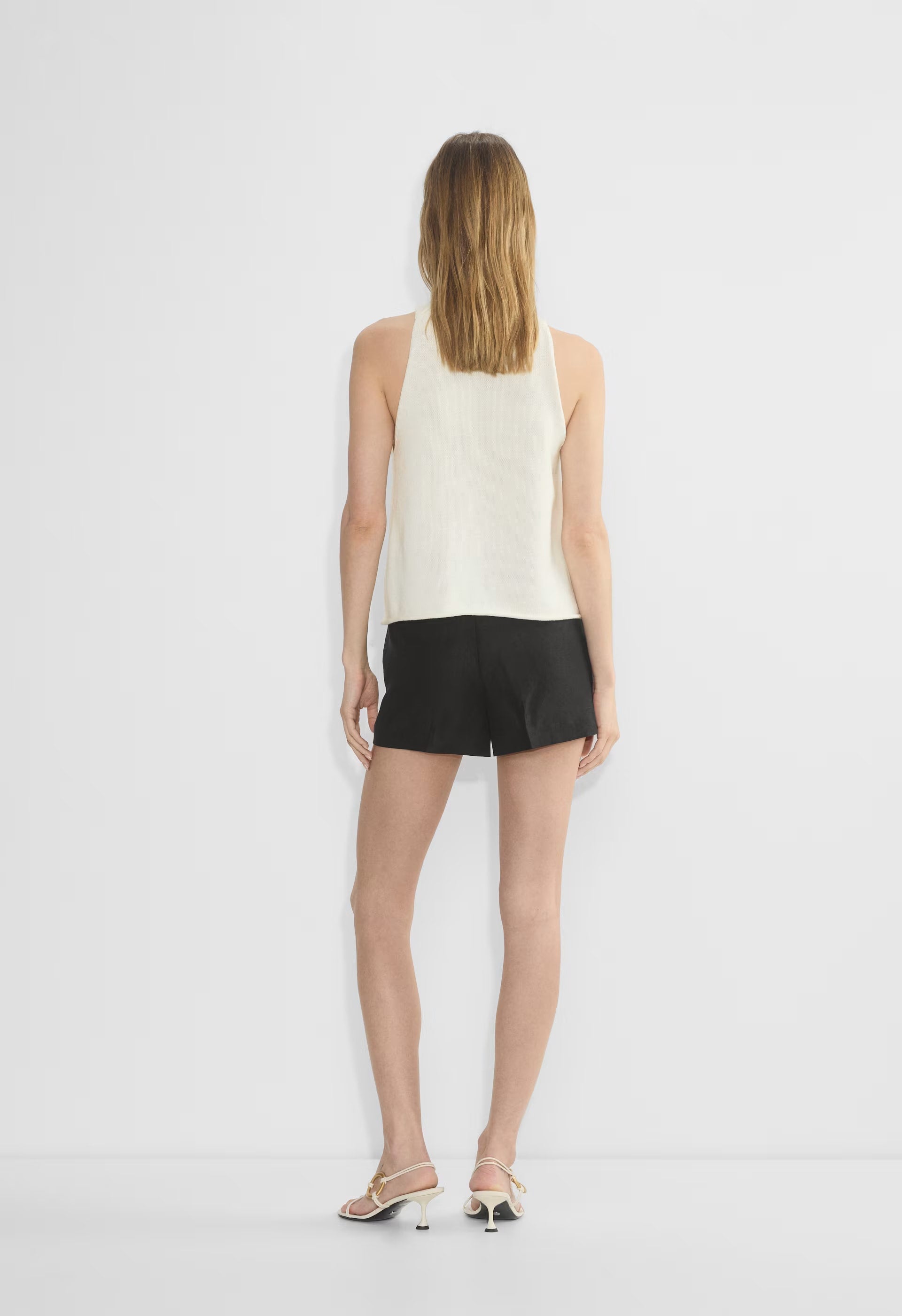 The Effortless Short™ Mini - CruiseLinen™ - BLACK