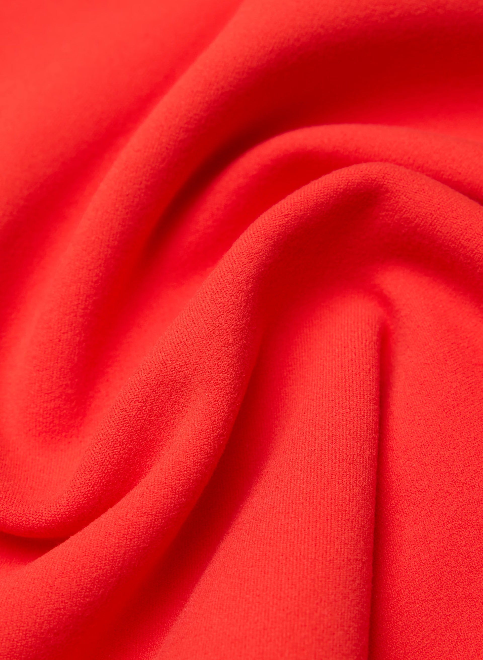BUTTER Essential T-Shirt - CHERRYBOMB RED
