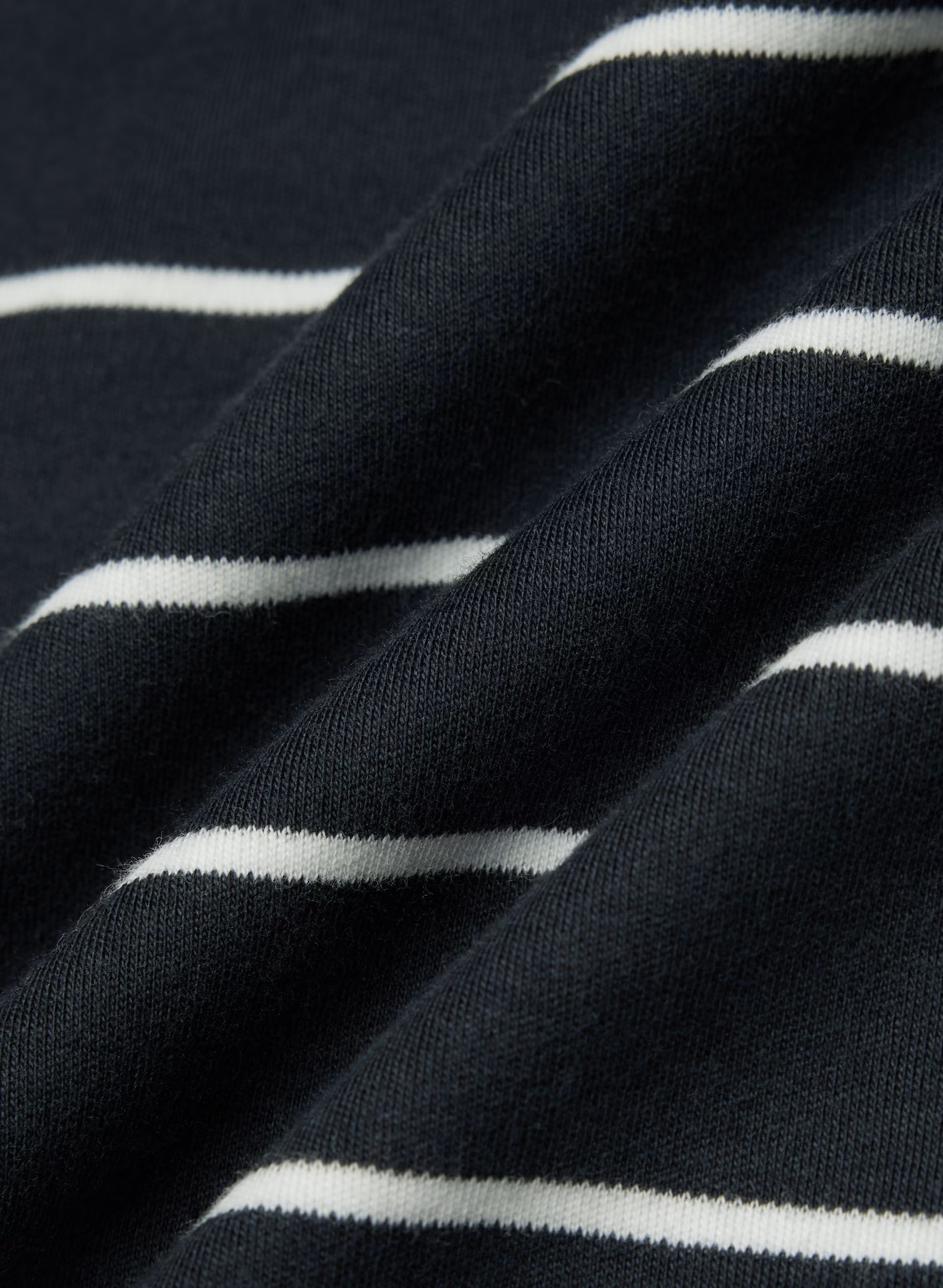 InterLock Cotton Pegasus T-Shirt - DARK NIGHT NAVY/WHITE