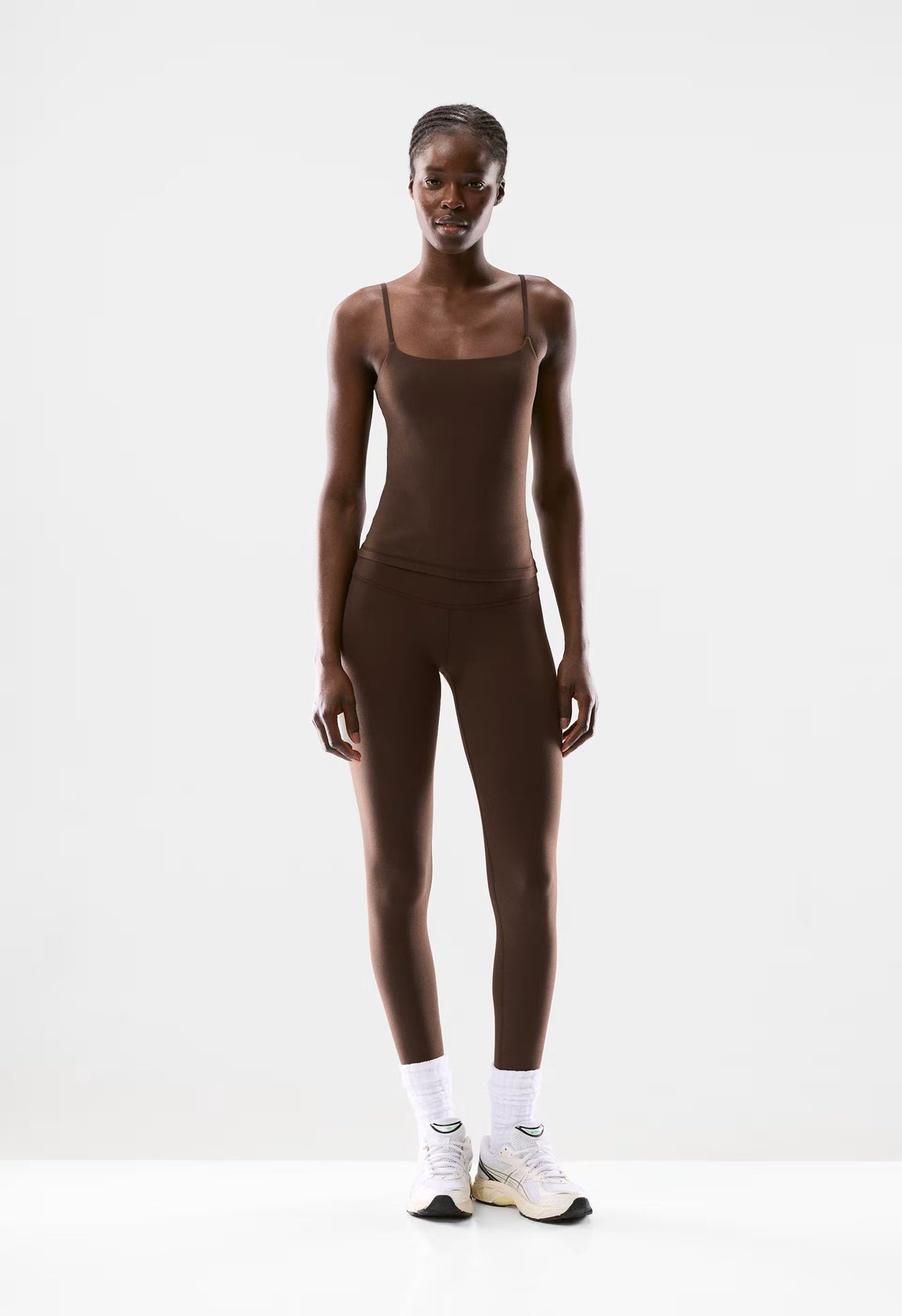 BUTTER Agility Sports Tank - RICH MOCHA BROWN