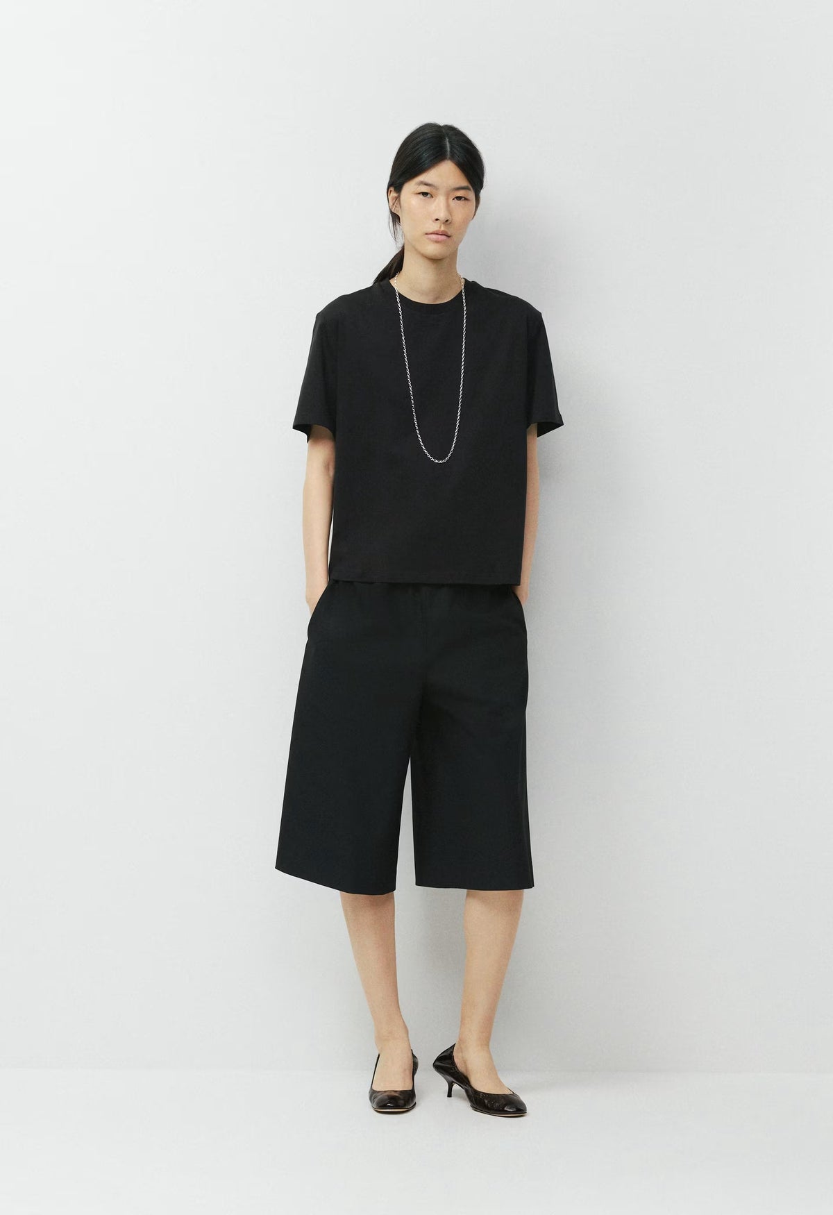 Key Cotton Thessa T-Shirt - BLACK