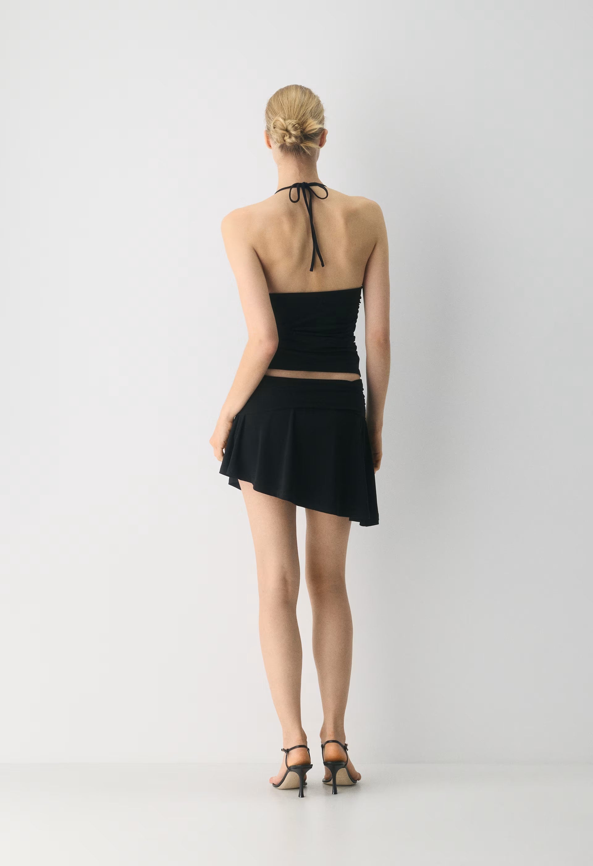 Smooth Matter™ Odeum Halter Top - BLACK
