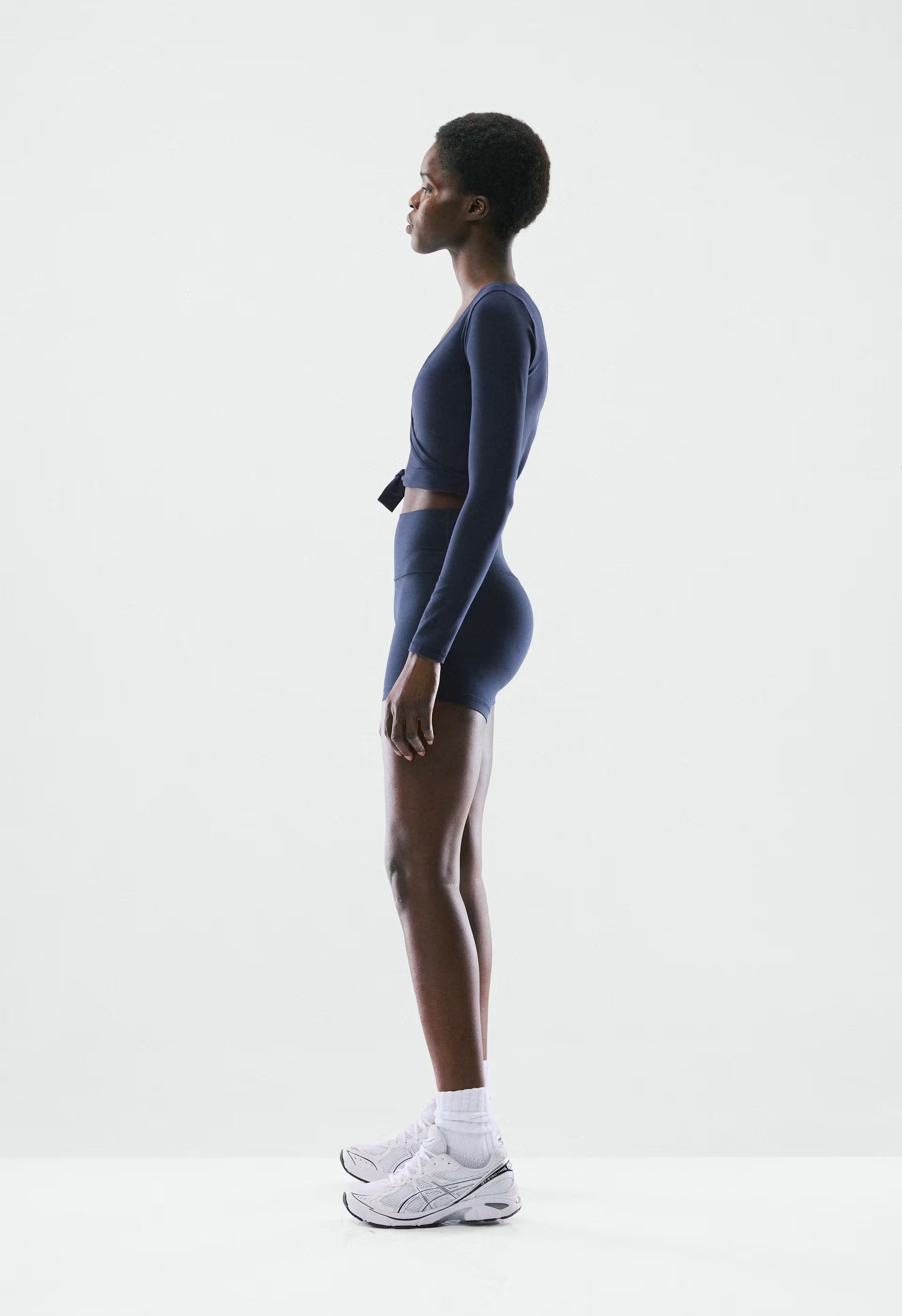 BUTTER Focal Wrap Longsleeve - VILLA BLUE