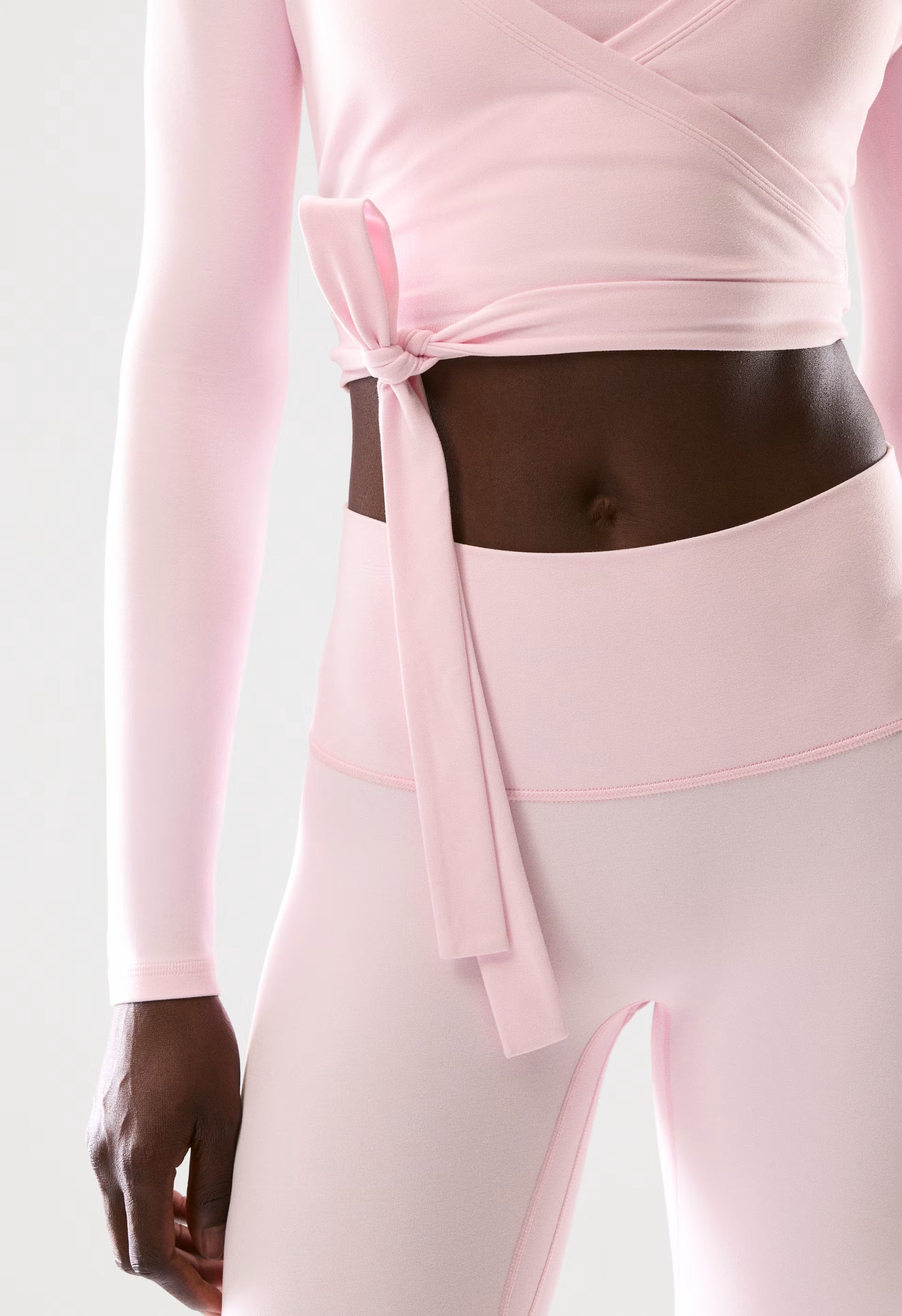 BUTTER Focal Wrap Longsleeve - VILLA PINK