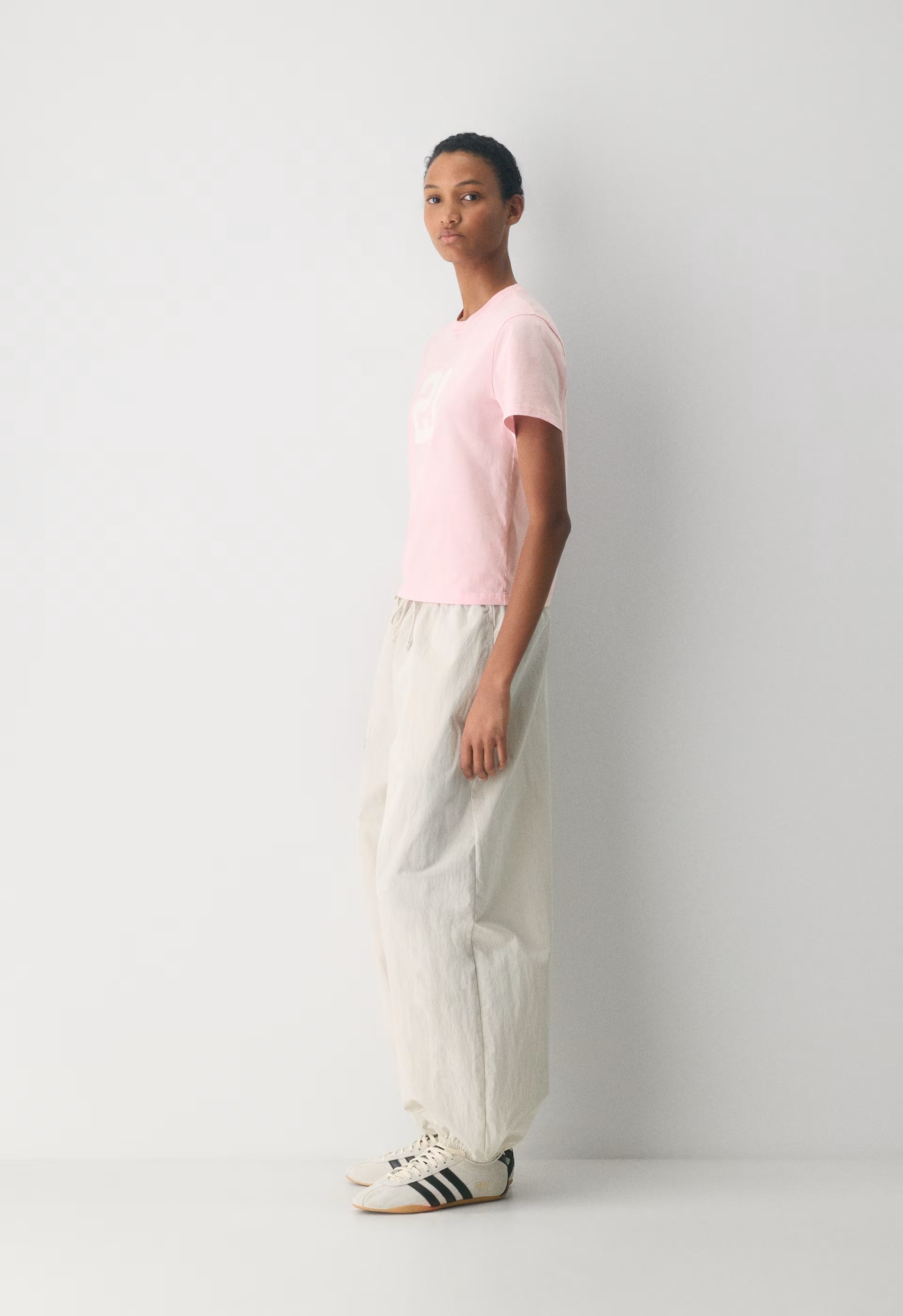 All-Time T-Shirt - LVD-IN VLLA PNK/ WHT