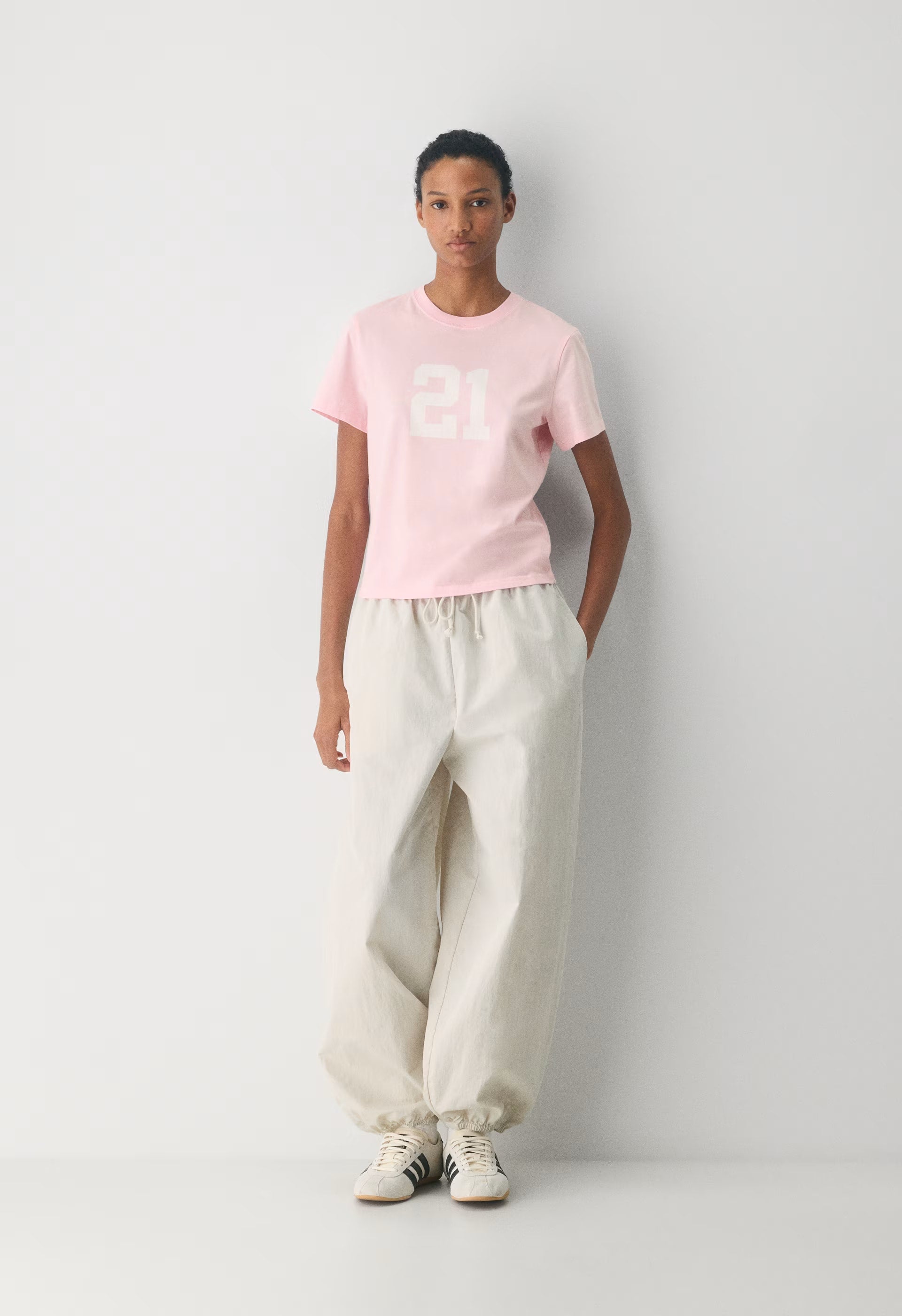 All-Time T-Shirt - LVD-IN VLLA PNK/ WHT