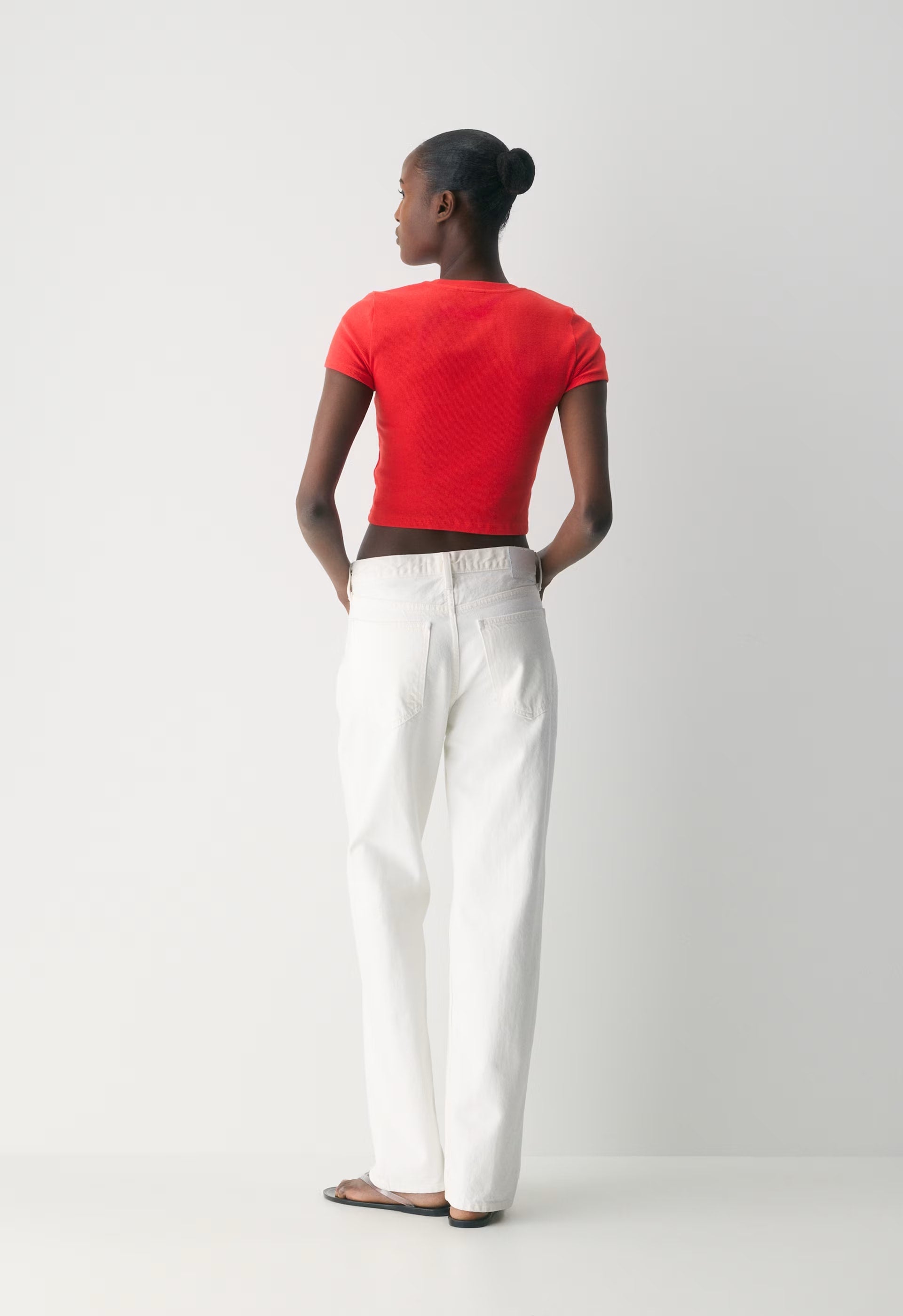 HomeStretch™ Rib Tune Waist T-Shirt - CHERRYBOMB RED