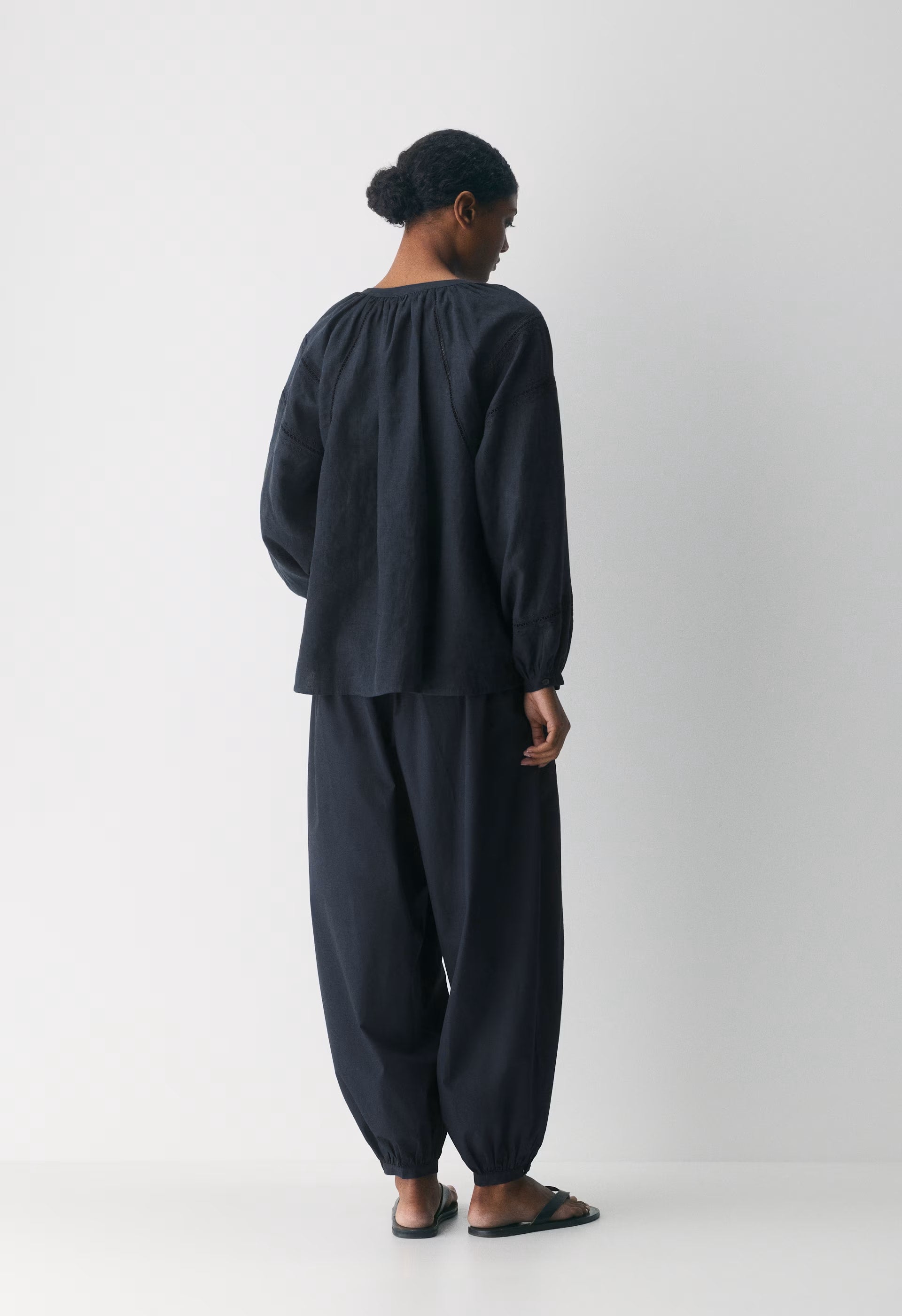 Cabana Linen Blouse - ADMIRAL