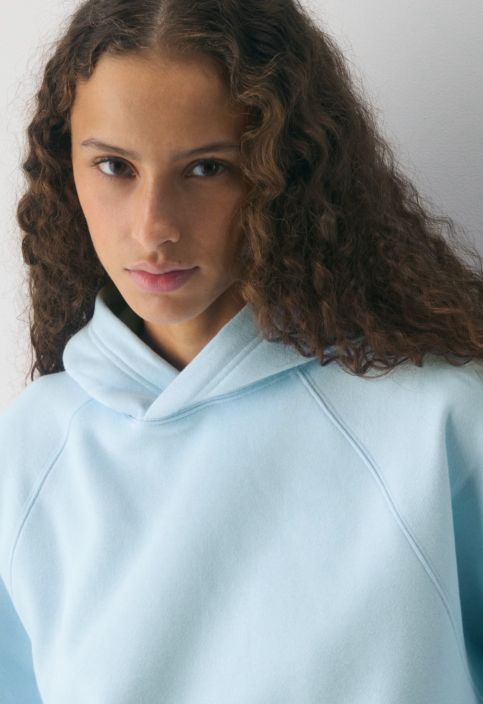 Cozy Sweatfleece Mega Raglan™ Hoodie - VILLA BLUE