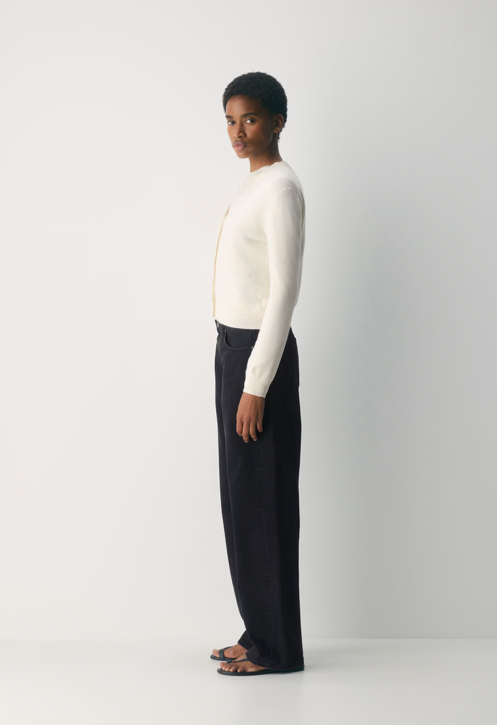 Bare Cashmere Laureate Cardigan - RICH MOCHA BROWN