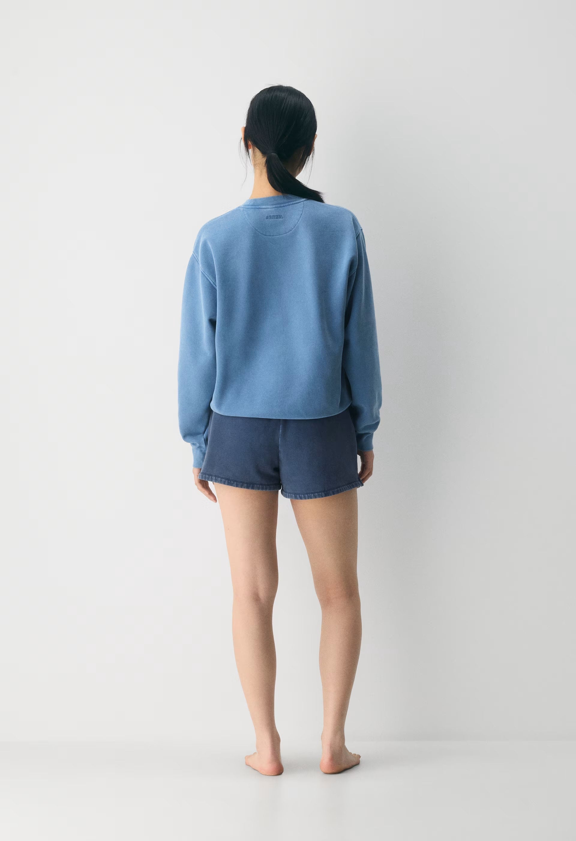 Cozy Sweatfleece Perfect Crew Sweatshirt - NO-STRESS LIGHT BLUE