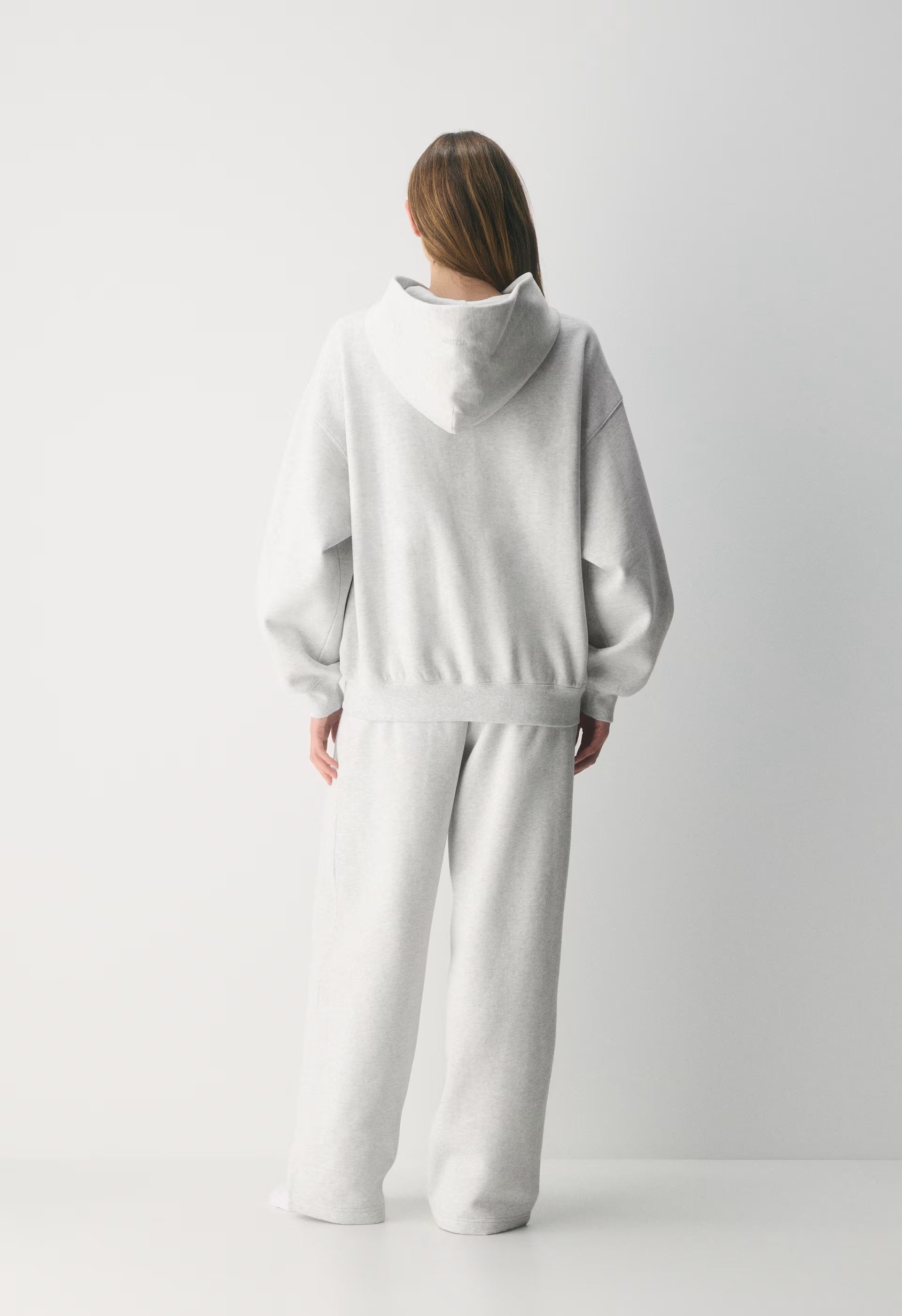 Cozy Sweatfleece Mega Hoodie - HEATHER CLOUD WHITE