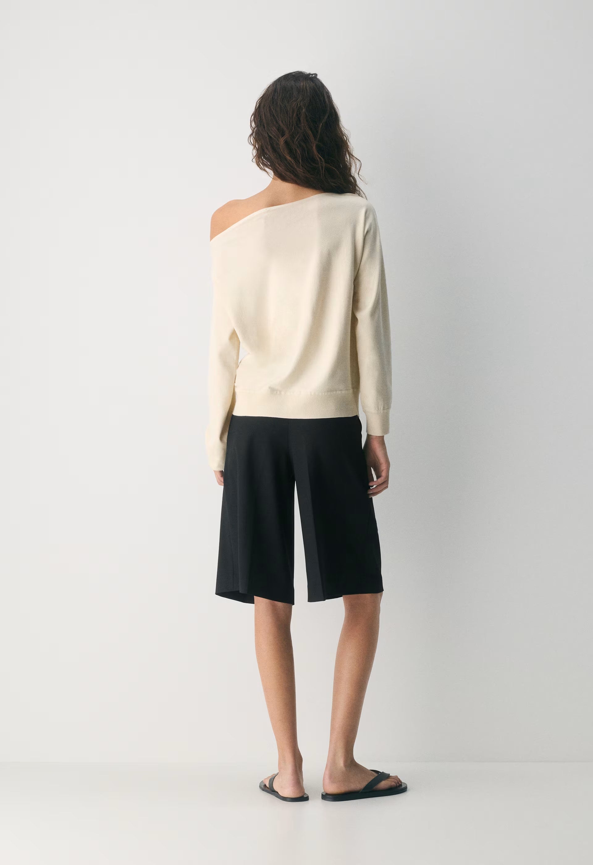 Inspiration Sweater - Wonder Yarn - BIRCH