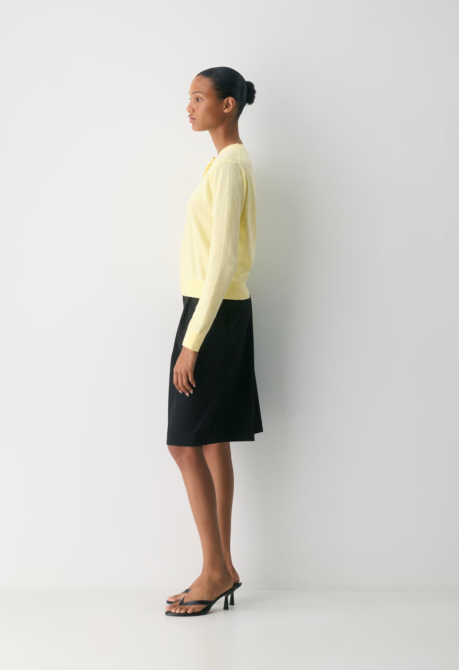 Noteworthy Cardigan - LT BRCH/MTRPLS TP