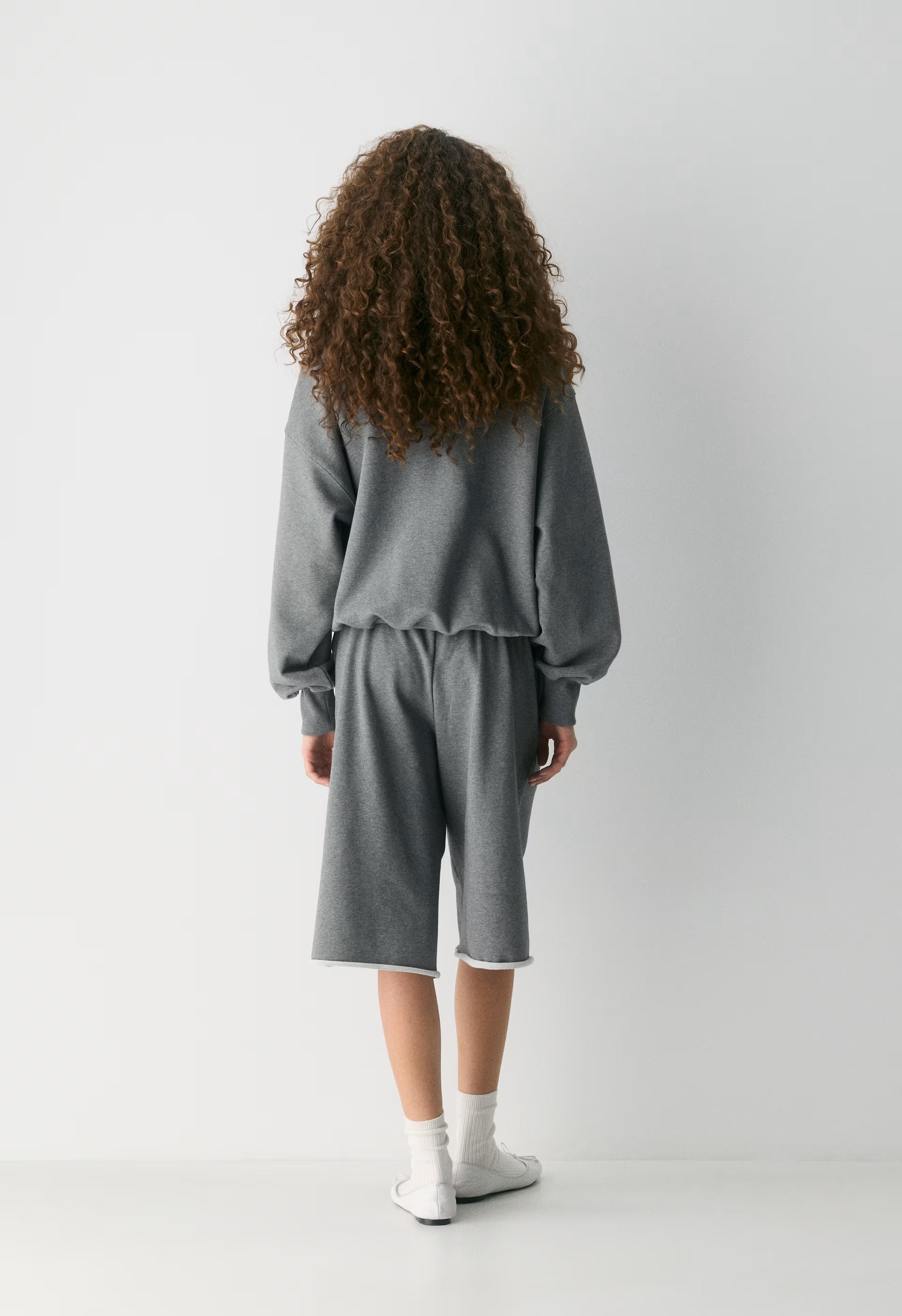Terry Sweatfleece Mega Crew Sweatshirt - HEATHER DARK GREY