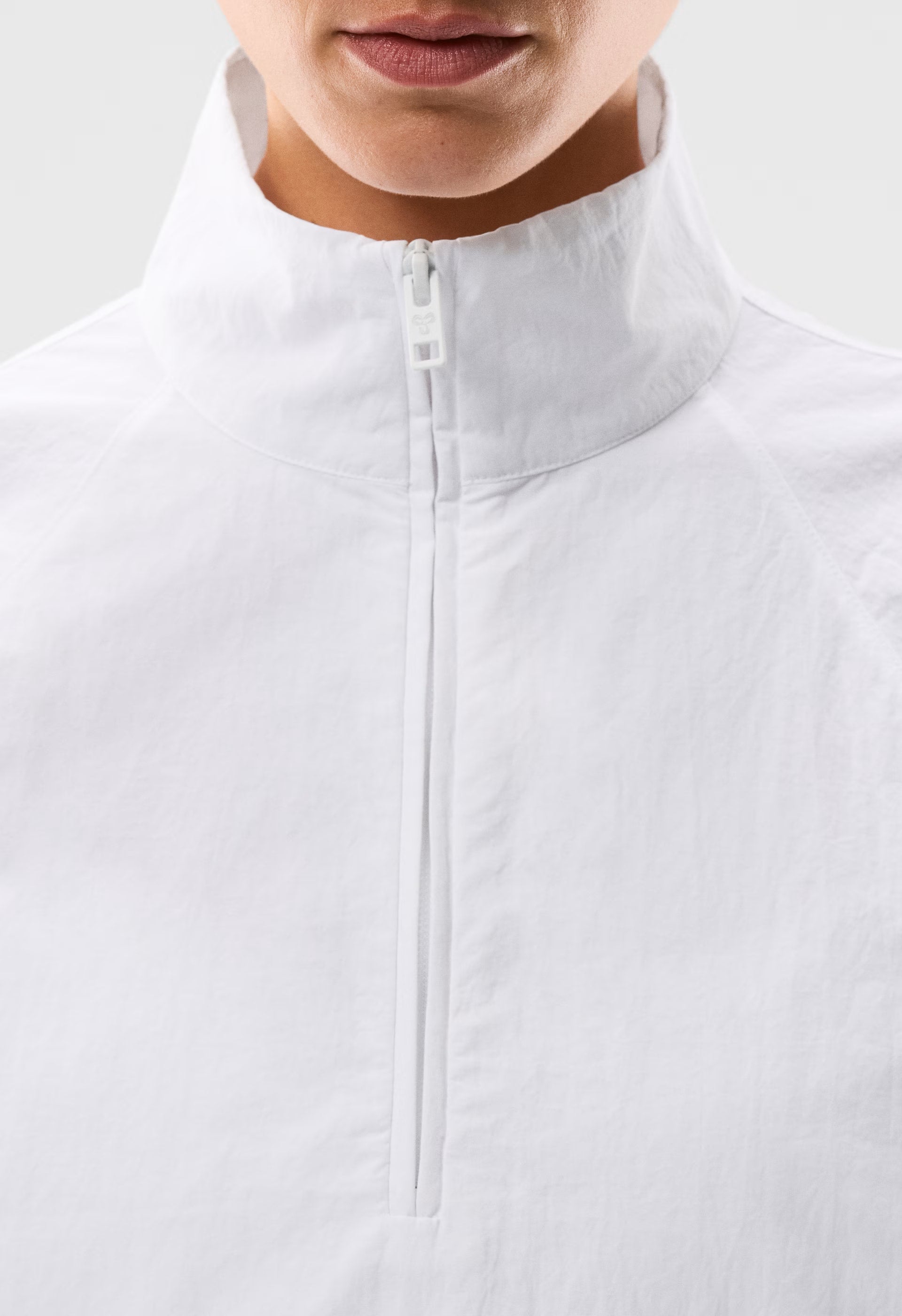 Persevere Jacket - WHITE