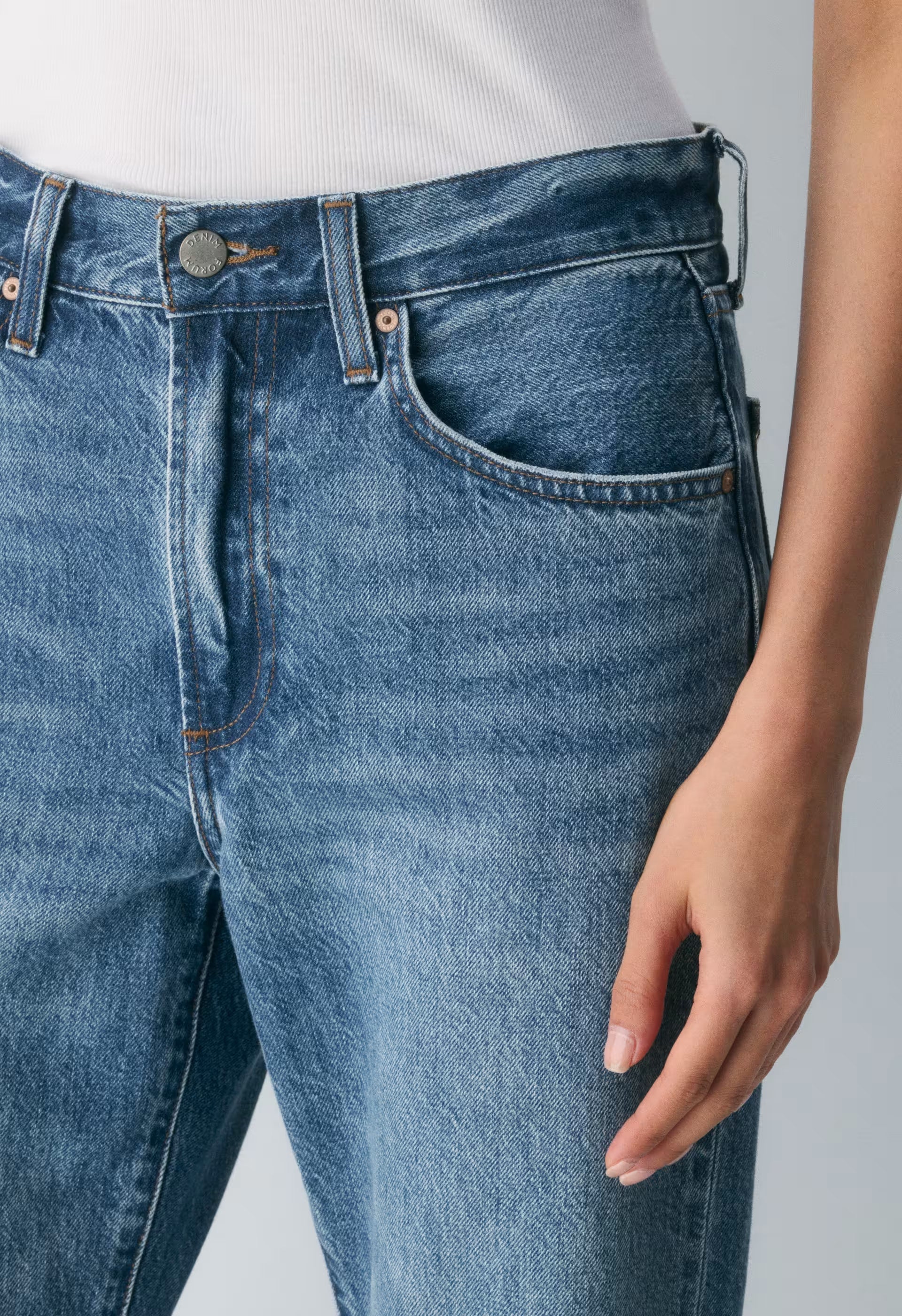 Denim Forum The '90s Marlo Hi-Rise Baggy Jean - 5 YRS KISS N TELL BLEU