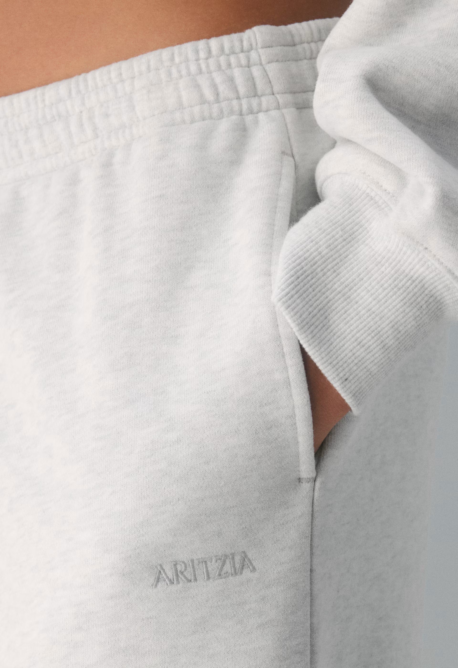 Cozy Sweatfleece Boyfriend Barrel Sweatpant - HEATHER CLOUD WHITE