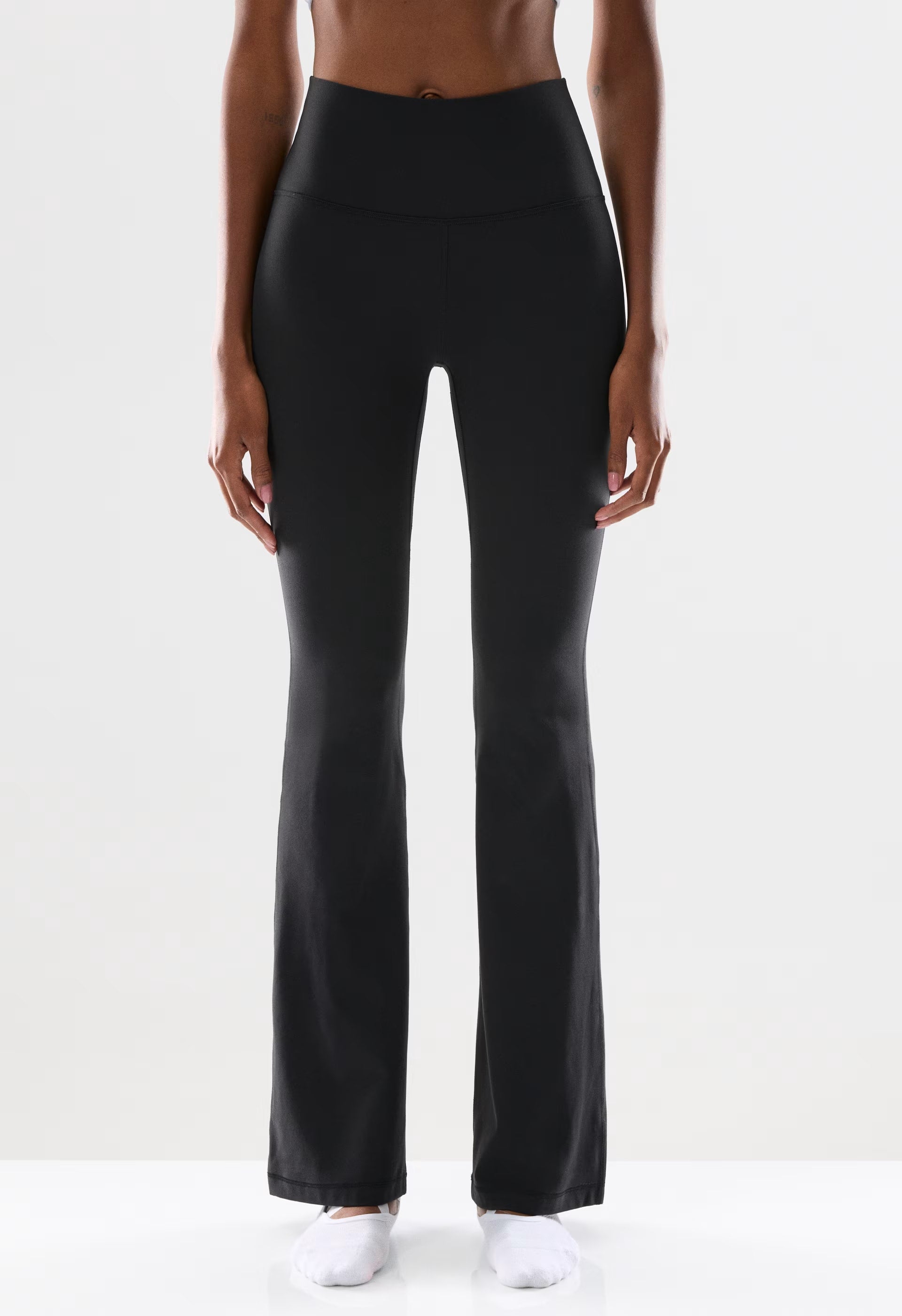 BUTTER Cheeky Hi-Rise Flare 32 Legging - HARBOUR NAVY